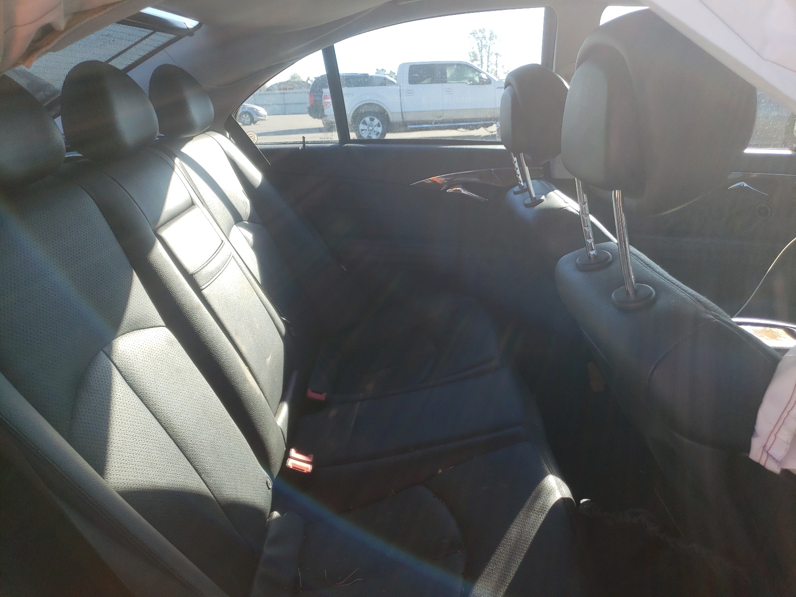 Photo 6 from auction – 2007 MERCEDES-BENZ E 350 with VIN WDBUF56X47B059034