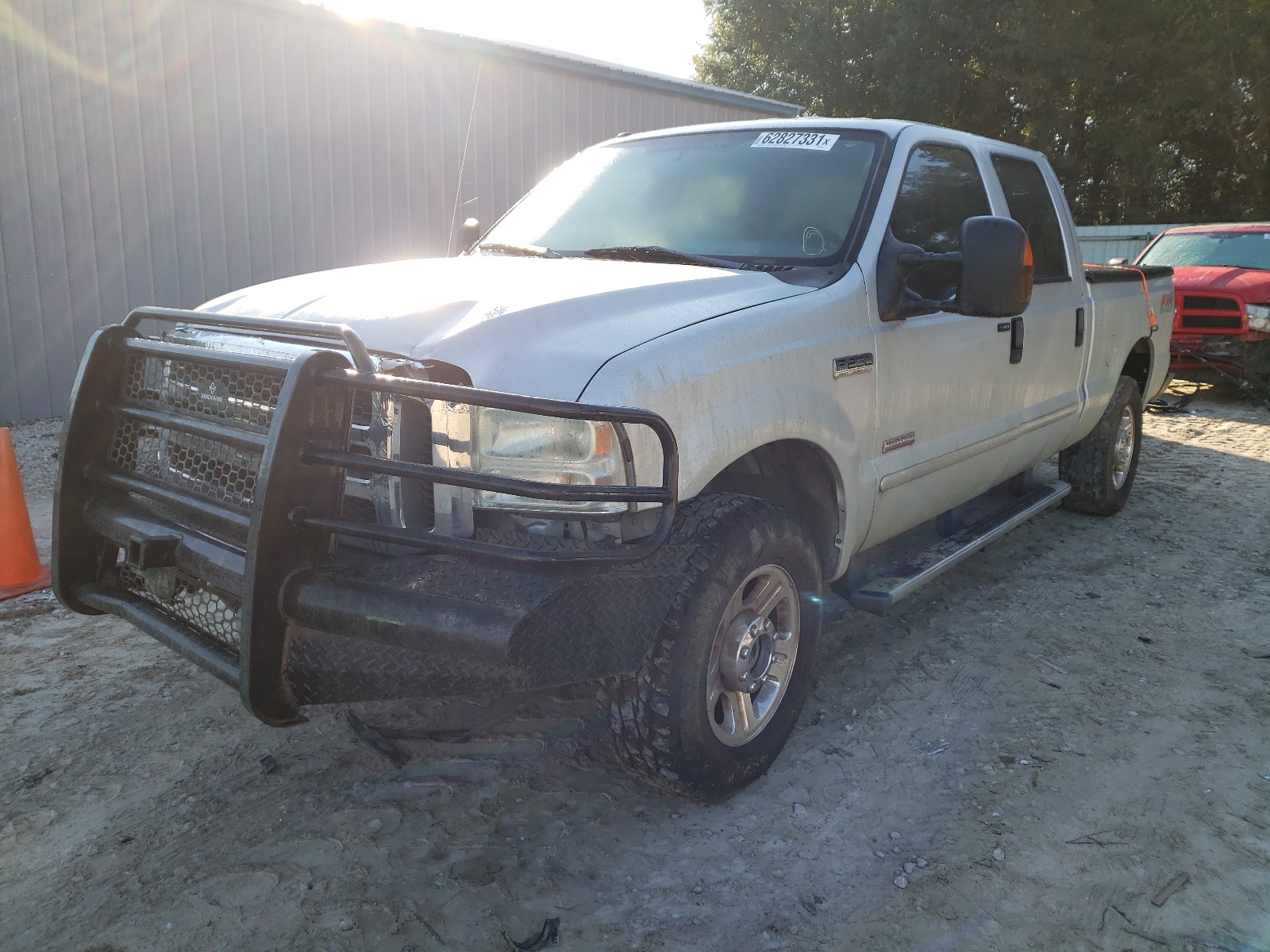 Photo 2 from auction – 2005 FORD F250 SUPER with VIN 1FTSW21P25ED30294