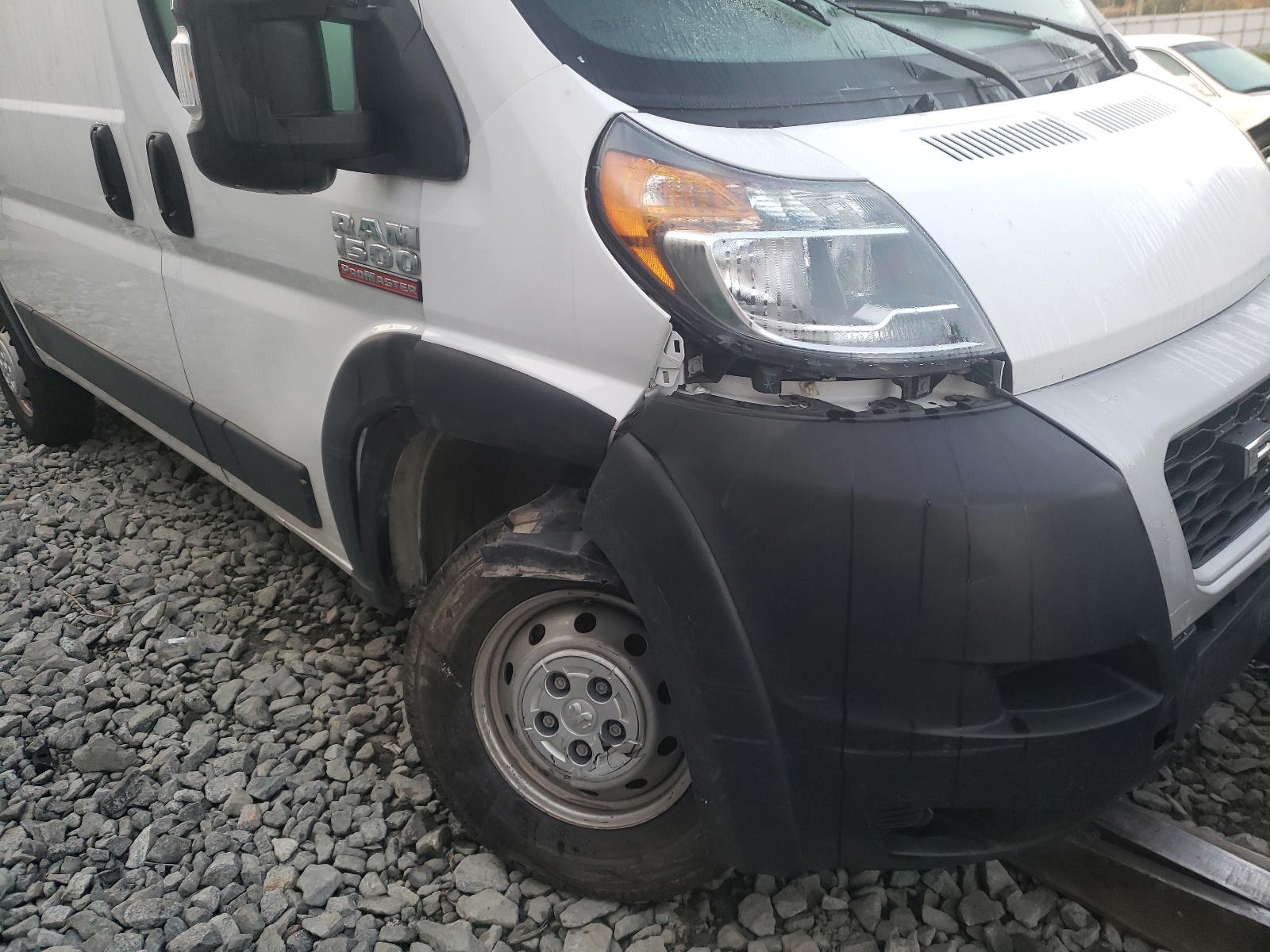 Photo 9 from auction – 2019 RAM PROMASTER with VIN 3C6TRVBG2KE547704