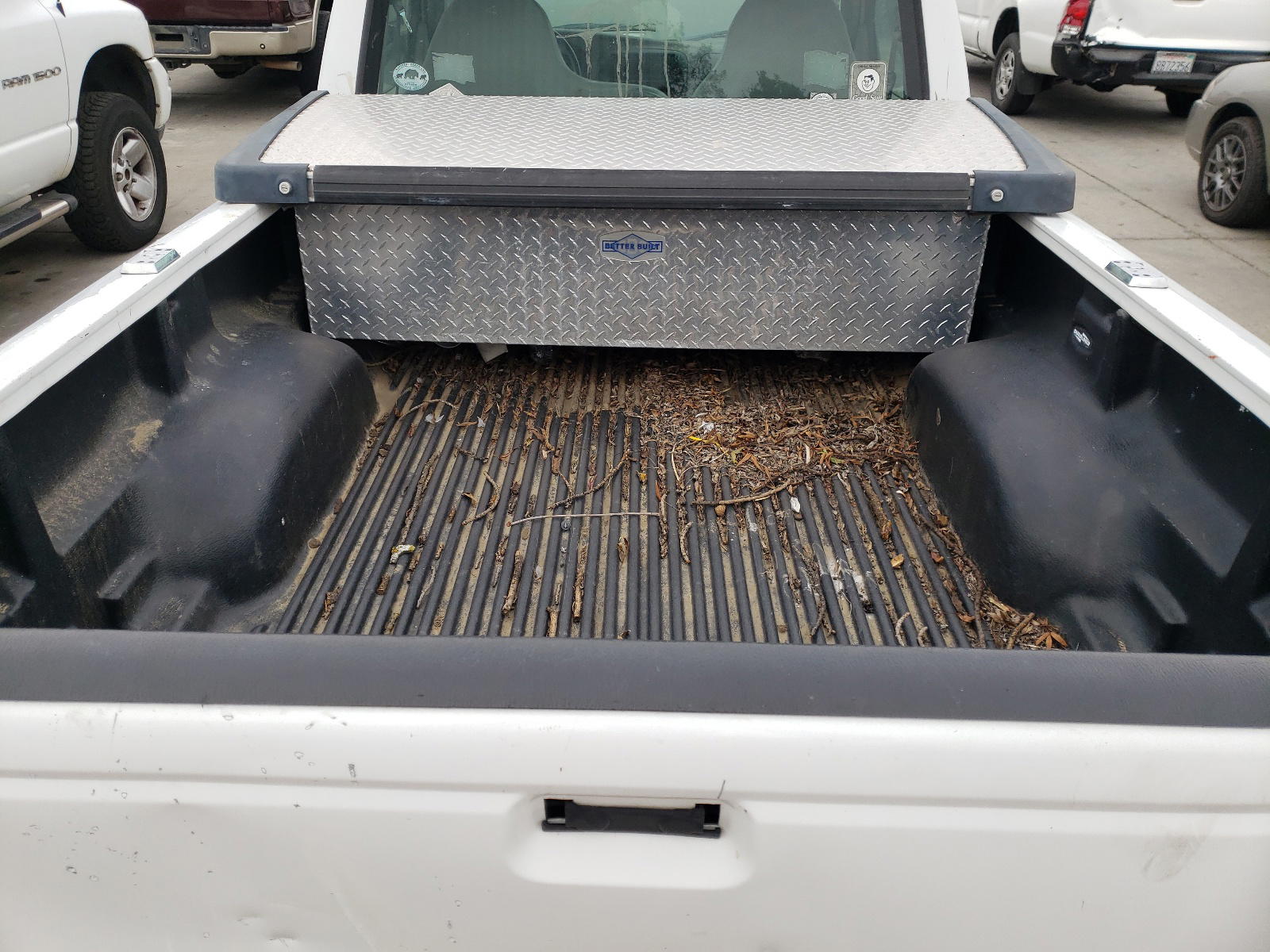 Photo 6 from auction – 2000 FORD RANGER with VIN 1FTYR10C7YPB38159