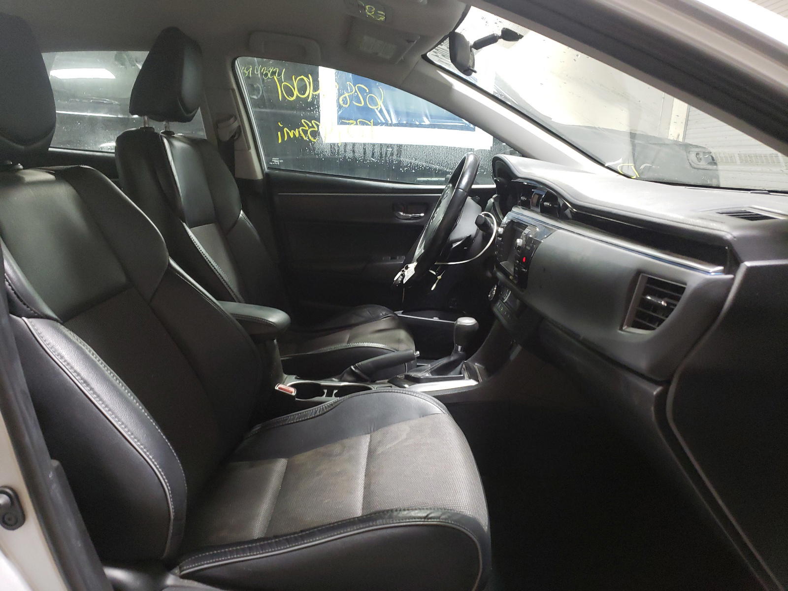 Photo 5 from auction – 2016 TOYOTA COROLLA L with VIN 5YFBURHE7GP473914
