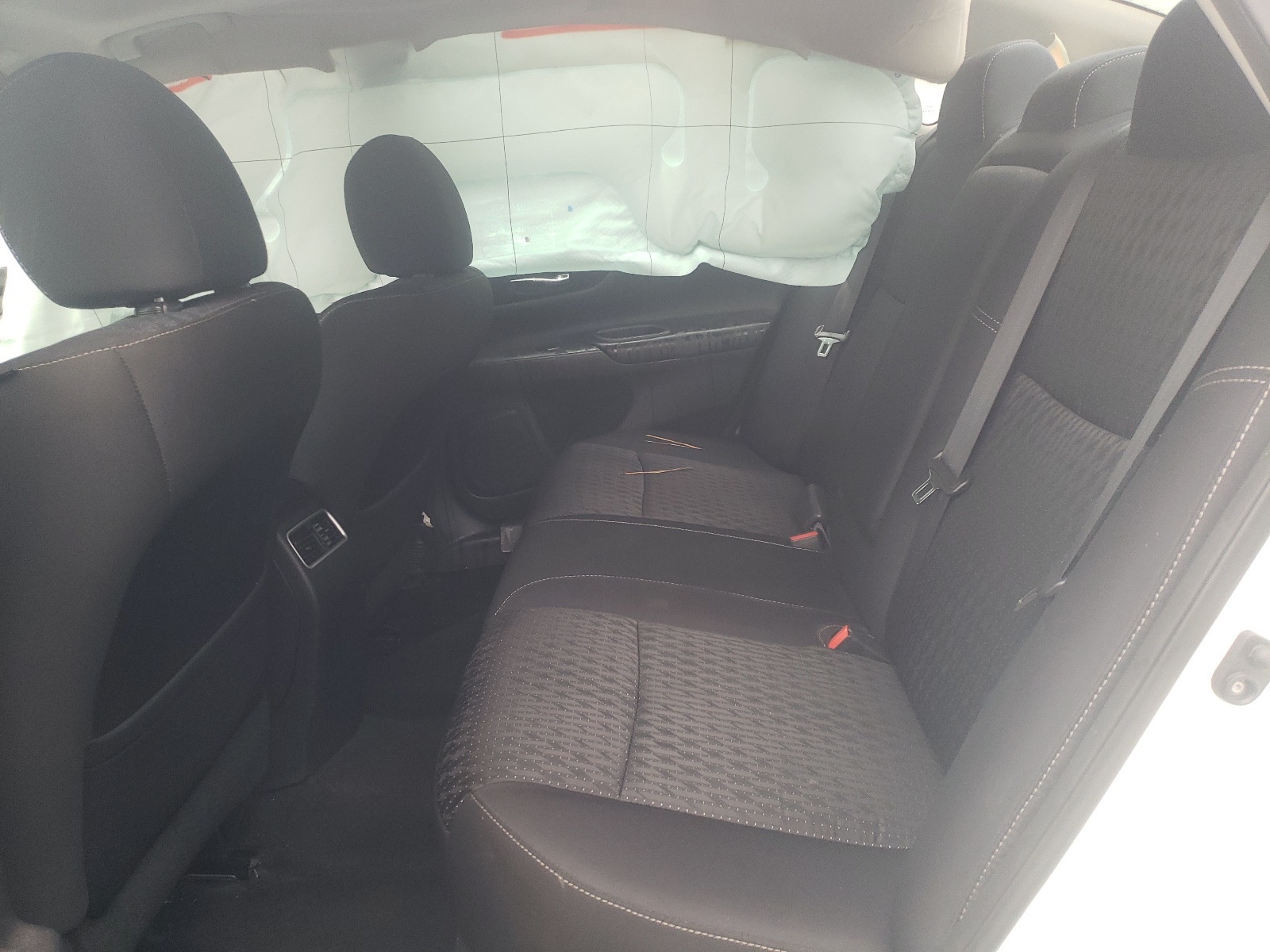 Photo 6 from auction – 2016 NISSAN ALTIMA 2.5 with VIN 1N4AL3AP5GC134025