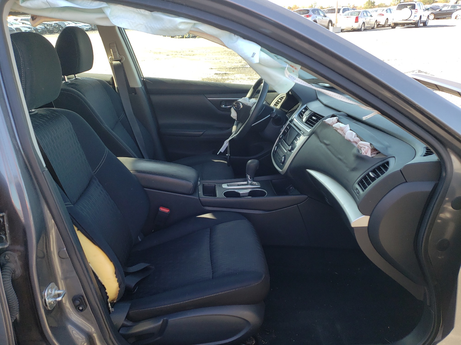 Photo 5 from auction – 2017 NISSAN ALTIMA 2.5 with VIN 1N4AL3AP3HN365883