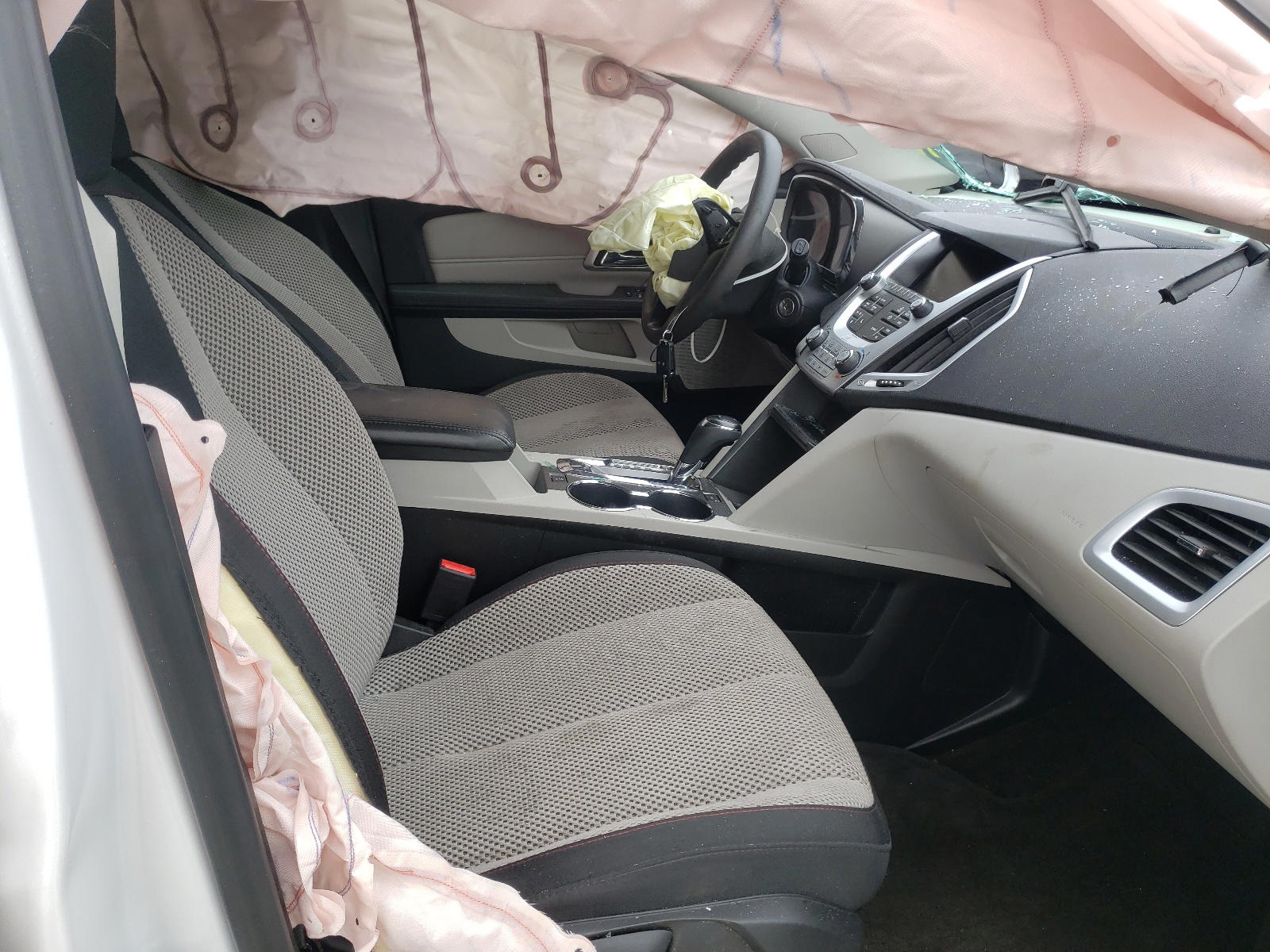 Photo 19 from auction – 2017 GMC TERRAIN SL with VIN 2GKALMEK3H6334690