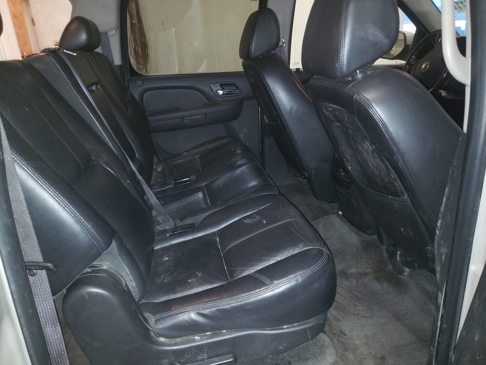 Photo 6 from auction – 2008 CHEVROLET SUBURBAN K with VIN 1GNFK16338J147633