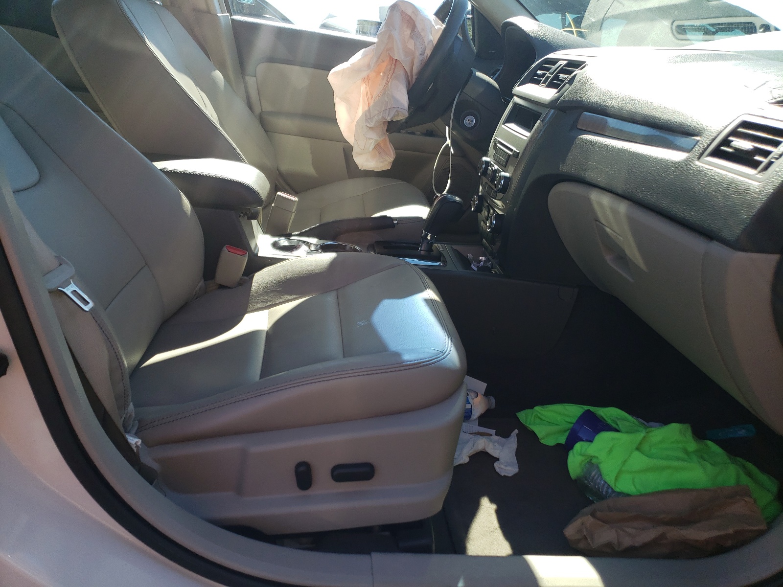 Photo 5 from auction – 2011 FORD FUSION SEL with VIN 3FAHP0JG1BR271670