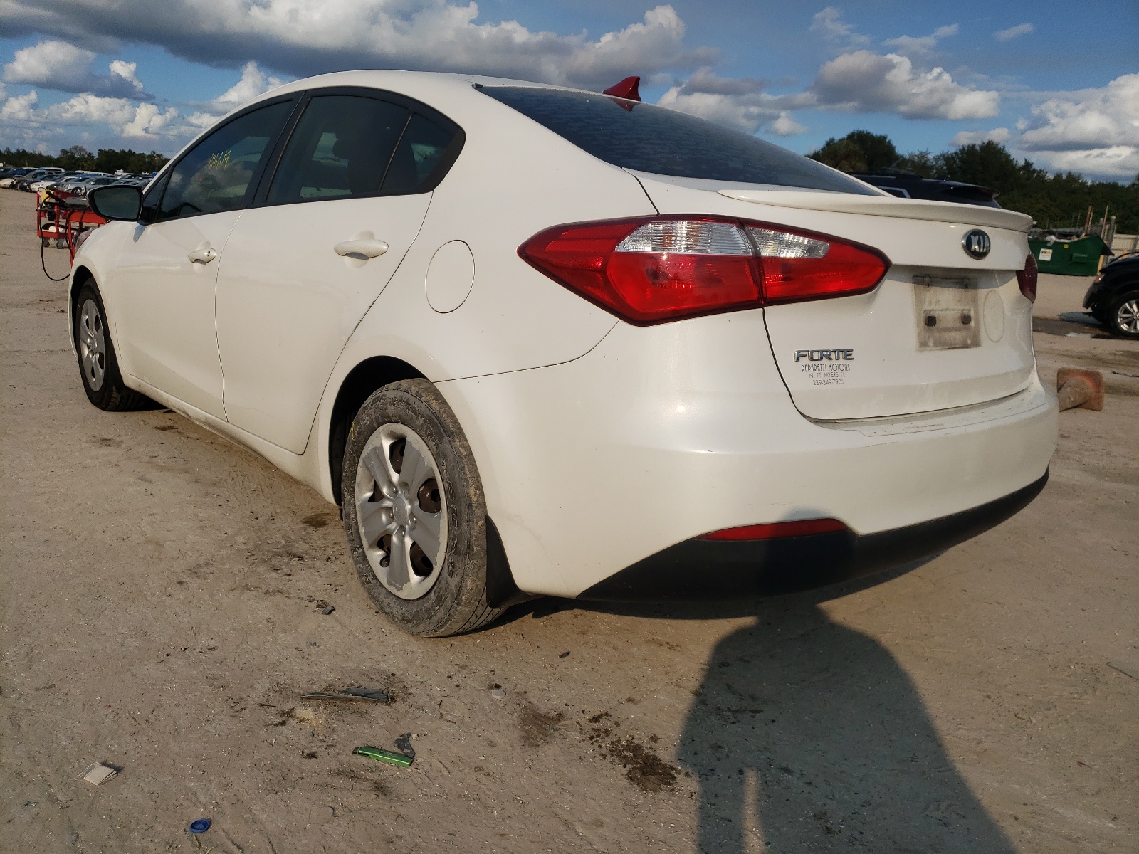 Photo 3 from auction – 2015 KIA FORTE LX with VIN KNAFX4A60F5361558