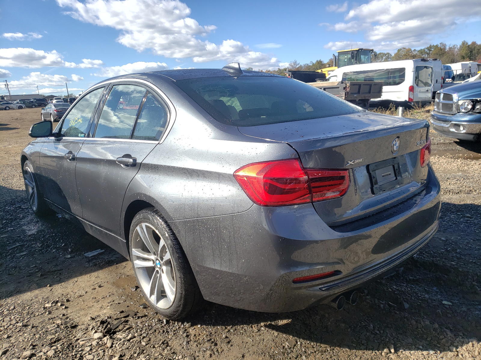 Photo 3 from auction – 2018 BMW 330 XI with VIN WBA8D9G58JNU70520