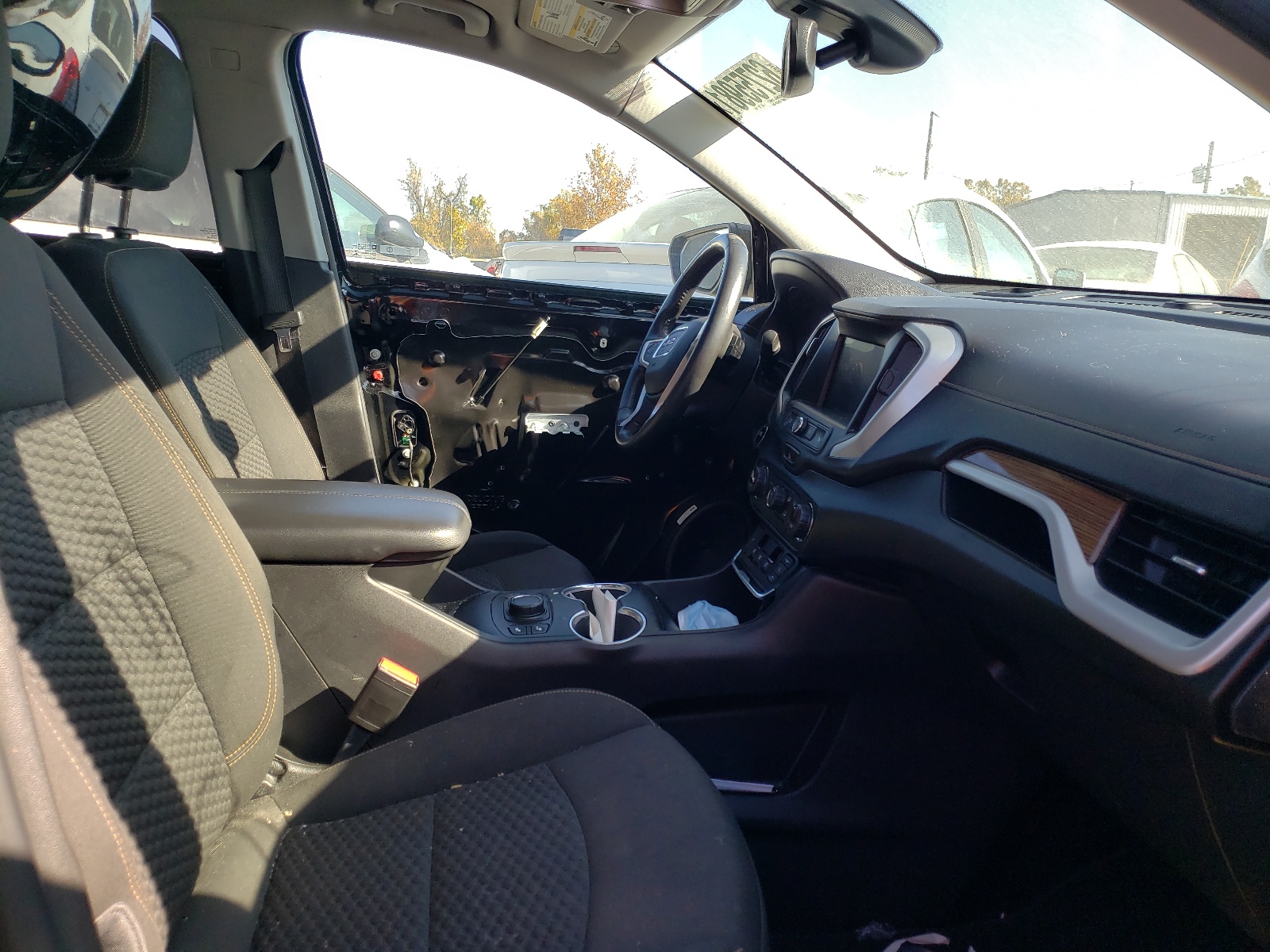 Photo 5 from auction – 2021 GMC TERRAIN SL with VIN 3GKALMEV5ML336196