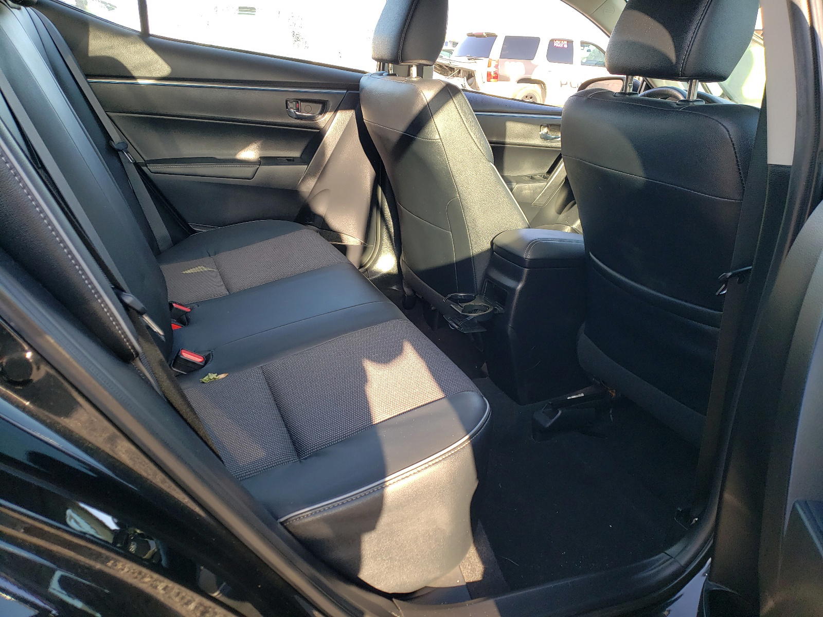 Photo 6 from auction – 2014 TOYOTA COROLLA L with VIN 2T1BURHE1EC083288