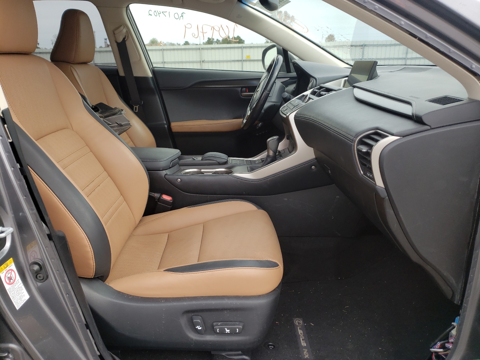 Photo 5 from auction – 2015 LEXUS NX 200T with VIN JTJYARBZ4F2017328
