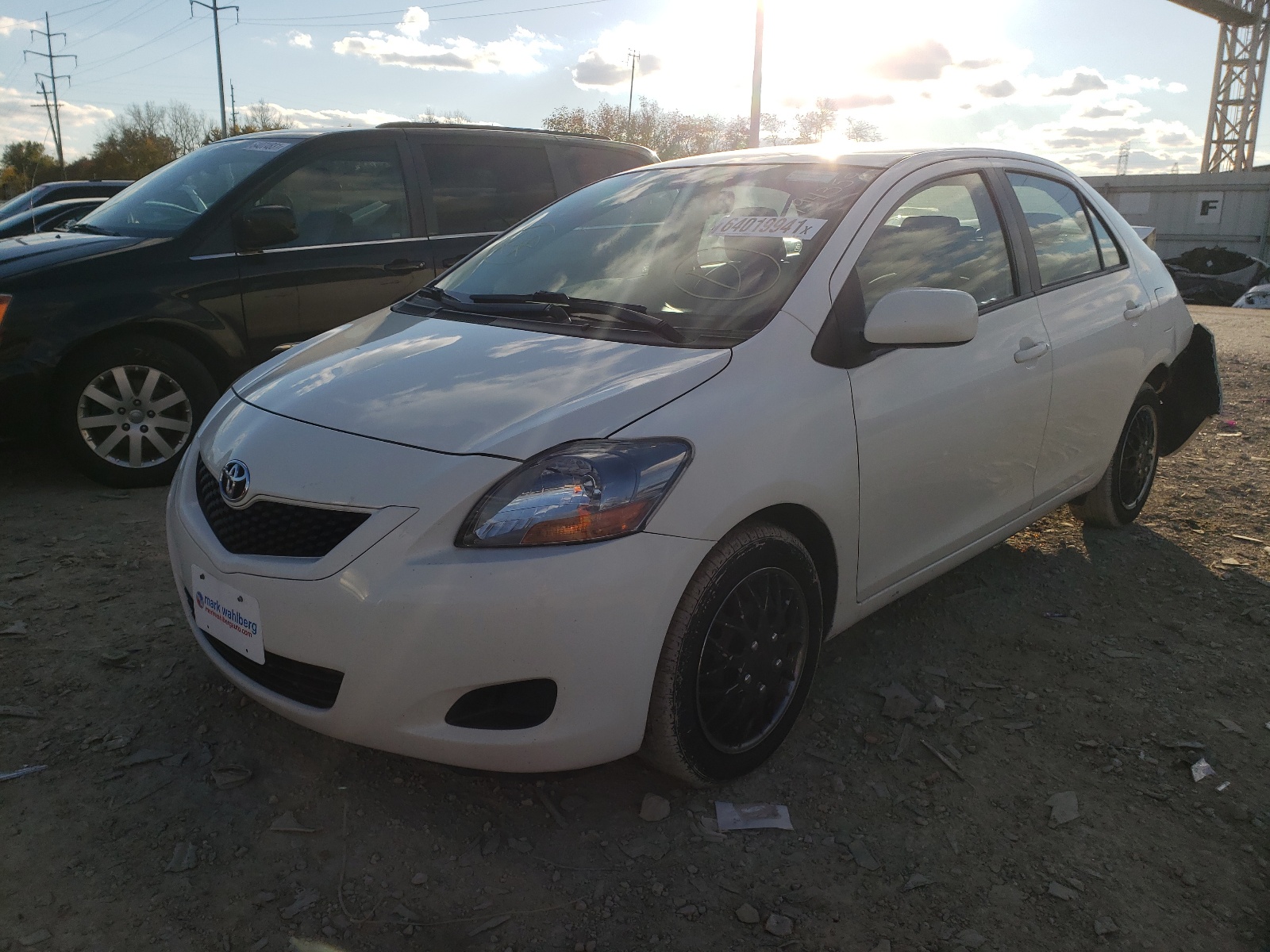 Photo 2 from auction – 2010 TOYOTA YARIS with VIN JTDBT4K36A1362814