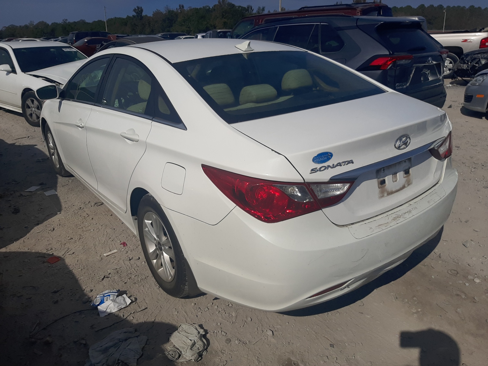 Photo 3 from auction – 2013 HYUNDAI SONATA GLS with VIN 5NPEB4AC3DH800655