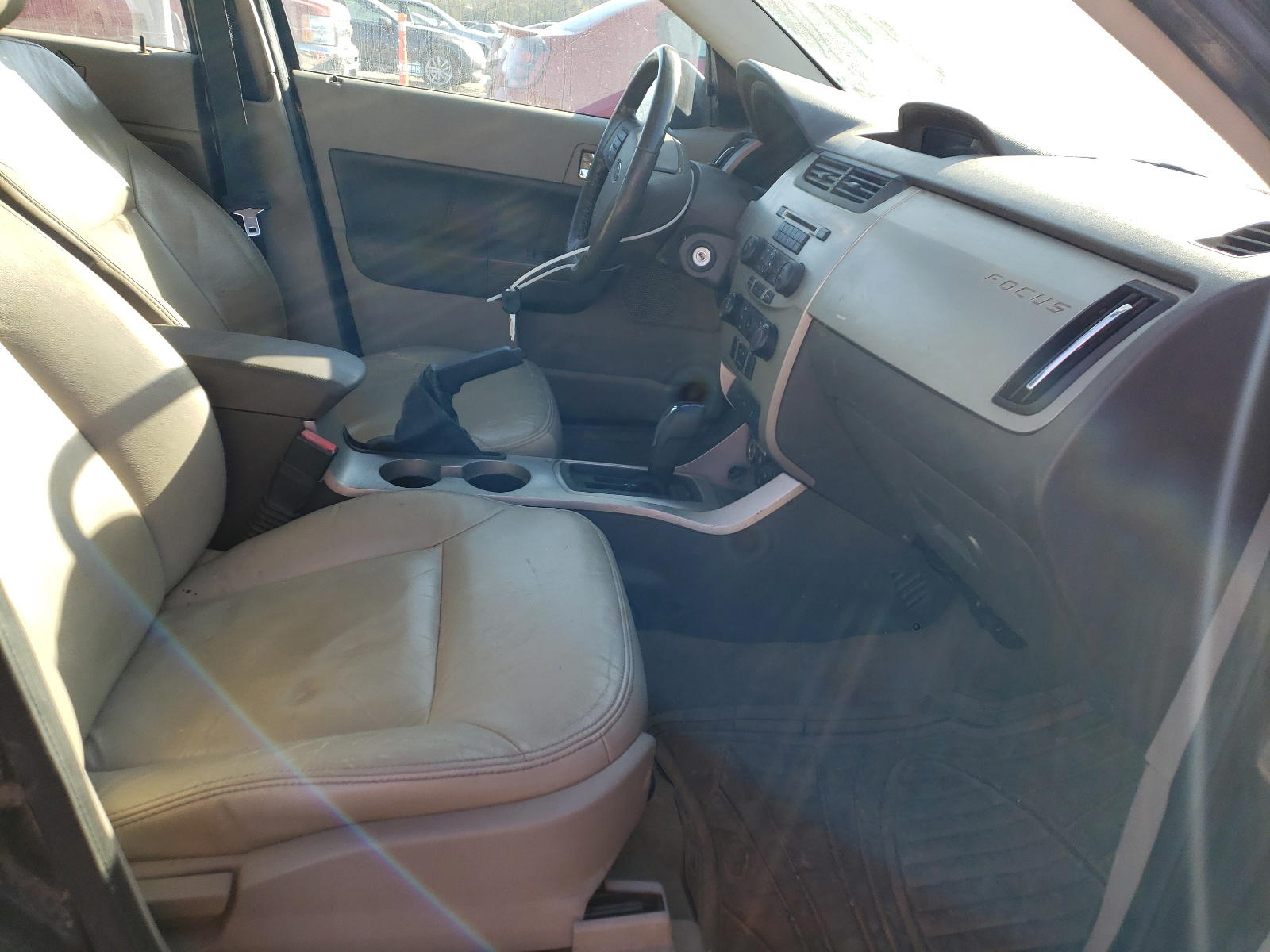 Photo 5 from auction – 2011 FORD FOCUS SES with VIN 1FAHP3GNXBW151600