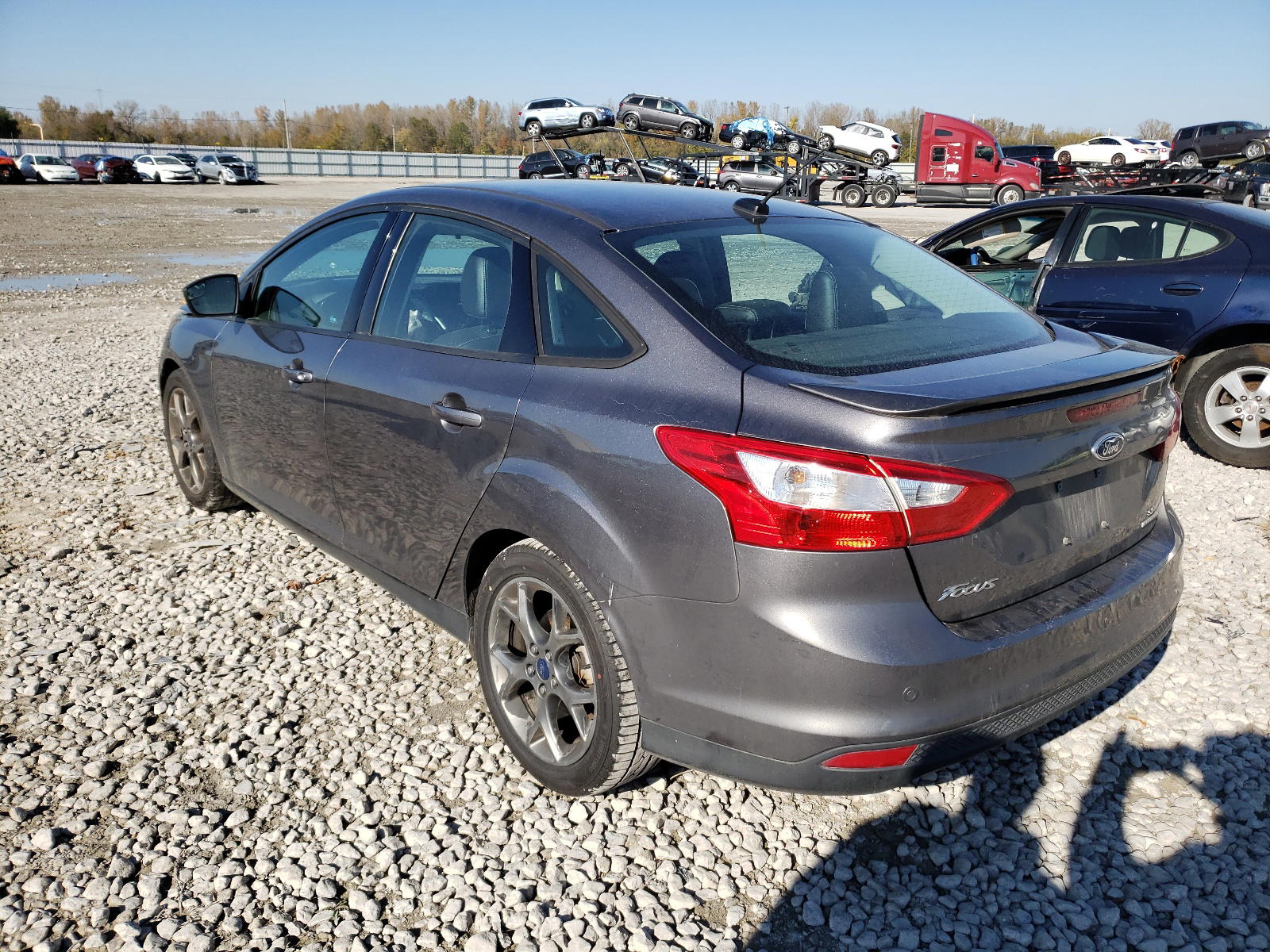 Photo 3 from auction – 2014 FORD FOCUS SE with VIN 1FADP3F2XEL405690