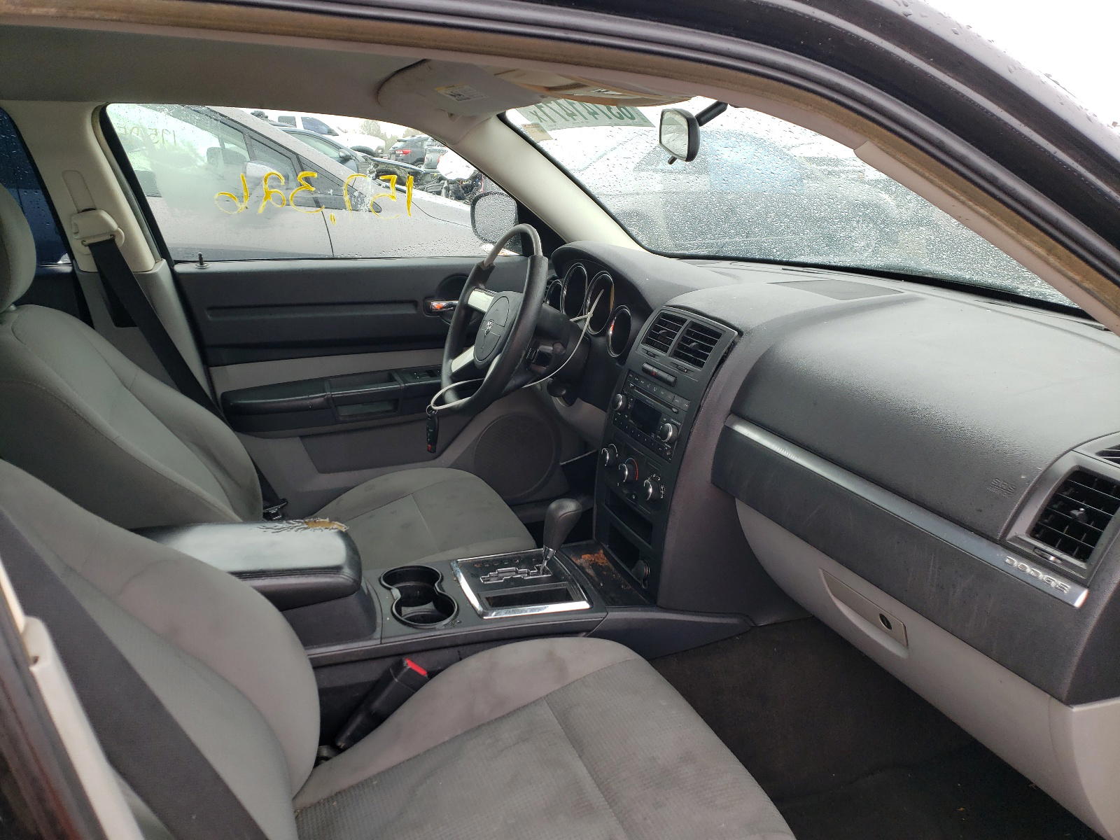 Photo 5 from auction – 2008 DODGE CHARGER with VIN 2B3KA43R68H206116