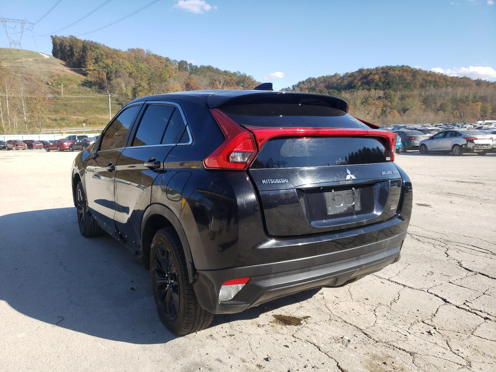 Photo 3 from auction – 2018 MITSUBISHI ECLIPSE CR with VIN JA4AT4AA4JZ050255