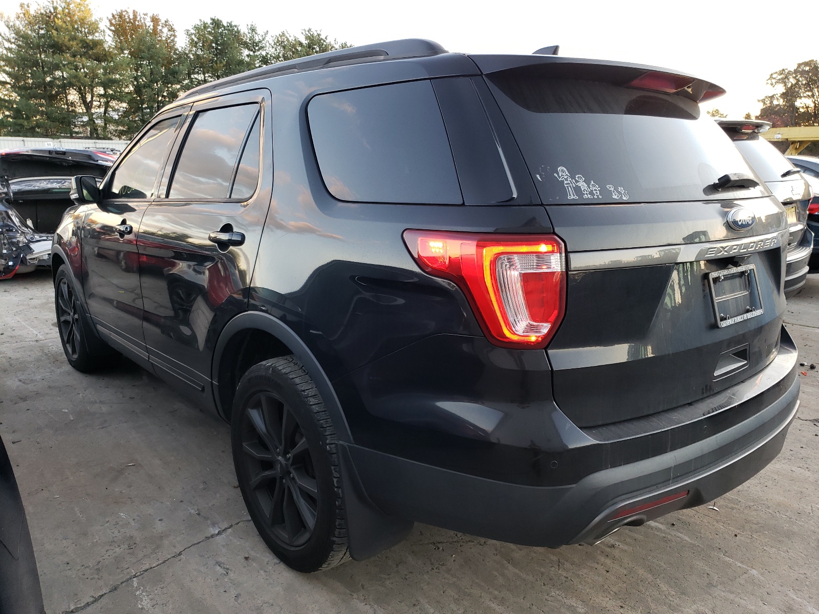 Foto 3 de la subasta – 2017 FORD EXPLORER X con VIN 1FM5K8D83HGC17071