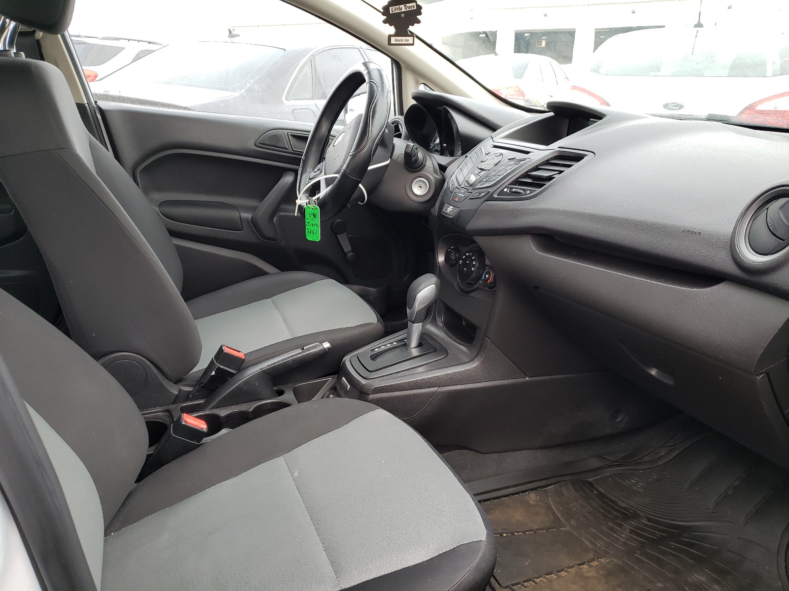 Photo 5 from auction – 2017 FORD FIESTA S with VIN 3FADP4AJ9HM128599