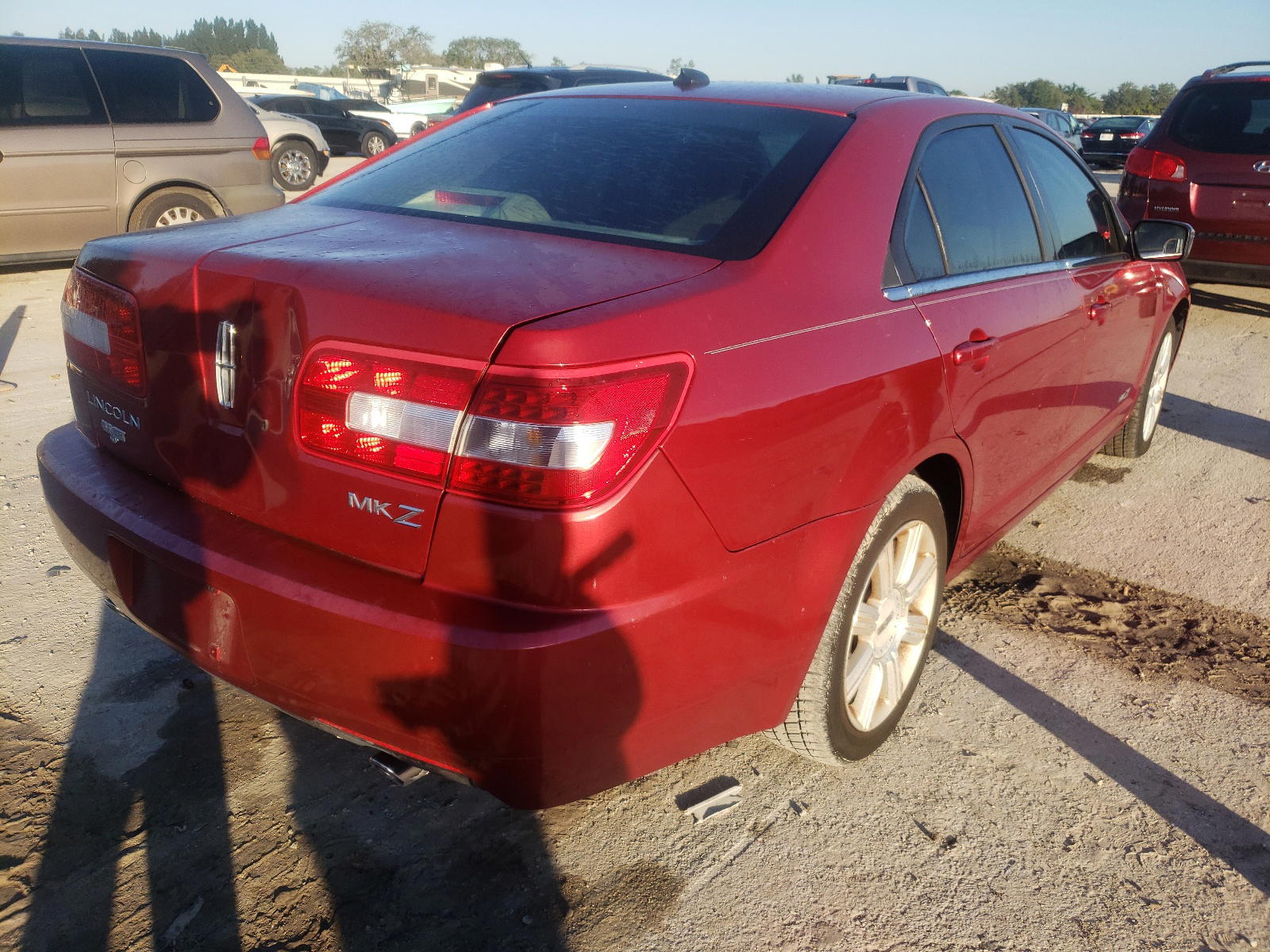 Photo 4 from auction – 2007 LINCOLN MKZ with VIN 3LNHM26T57R659685