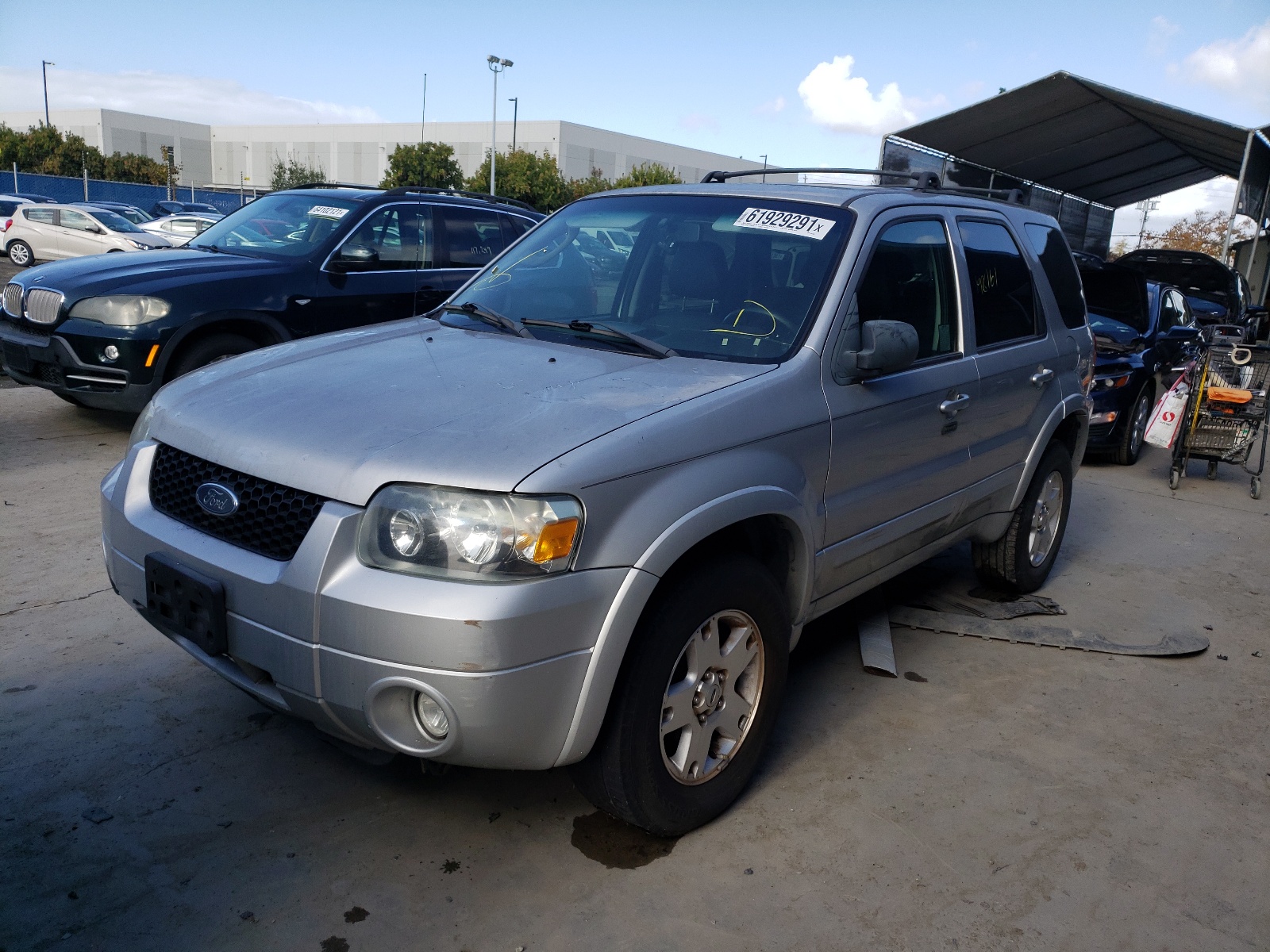Zdjęcie 2 z aukcji – 2007 FORD ESCAPE LIM z VIN 1FMCU04107KB97542