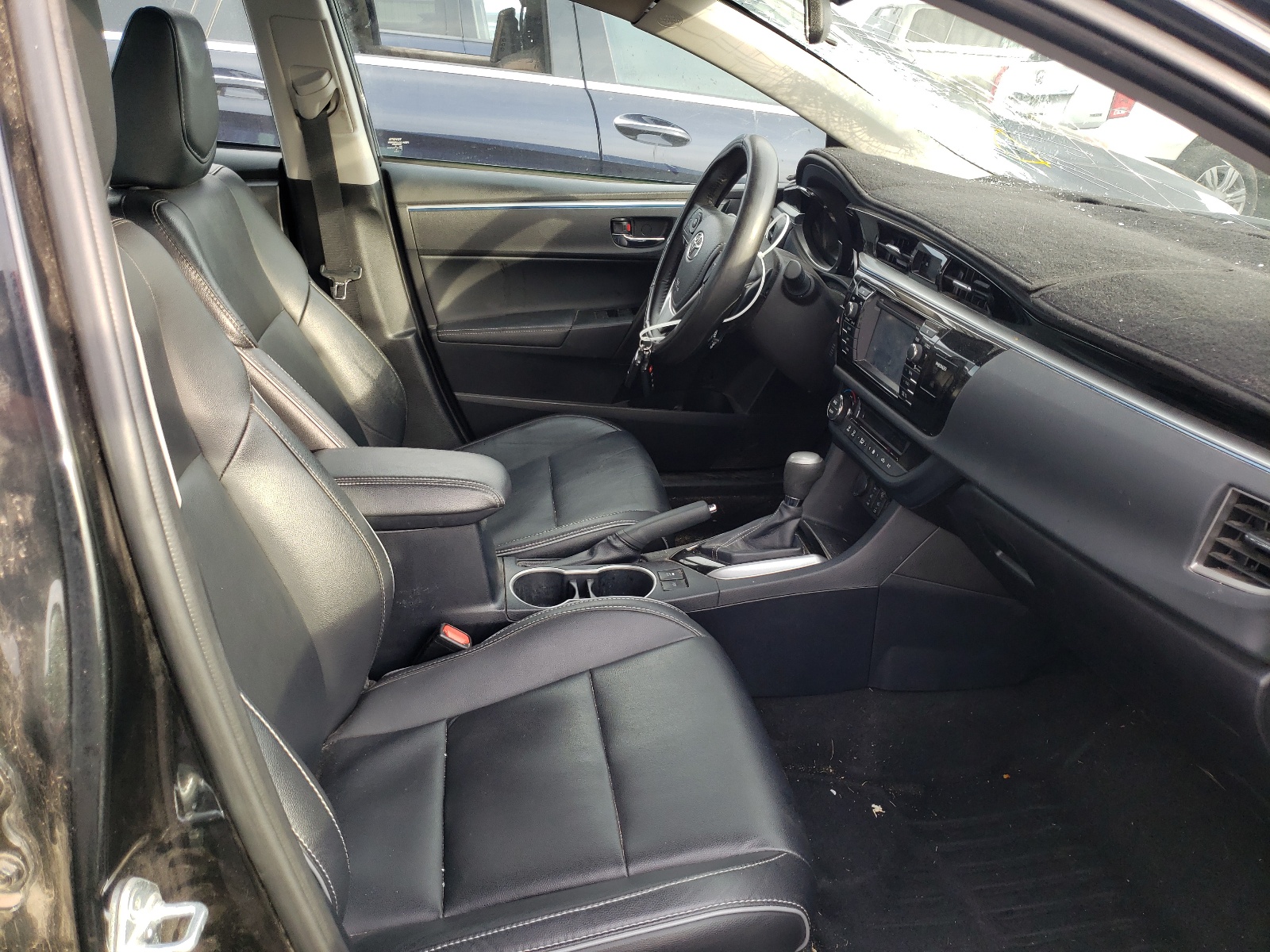 Photo 5 from auction – 2016 TOYOTA COROLLA L with VIN 2T1BURHE8GC741367