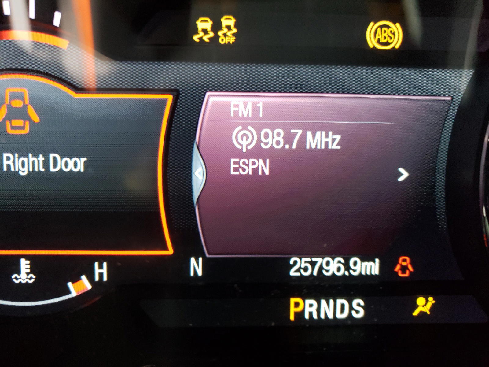 Photo 8 from auction – 2019 LINCOLN MKC SELECT with VIN 5LMCJ2D92KUL20486