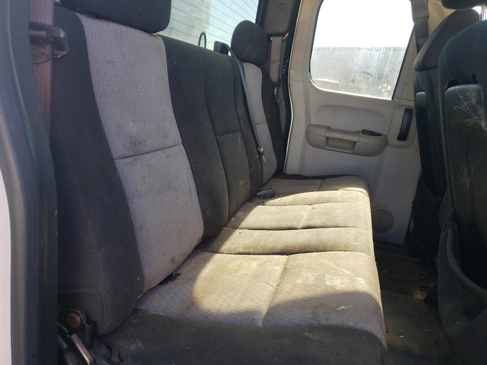 Photo 6 from auction – 2009 GMC SIERRA C15 with VIN 1GTEC19059E131883