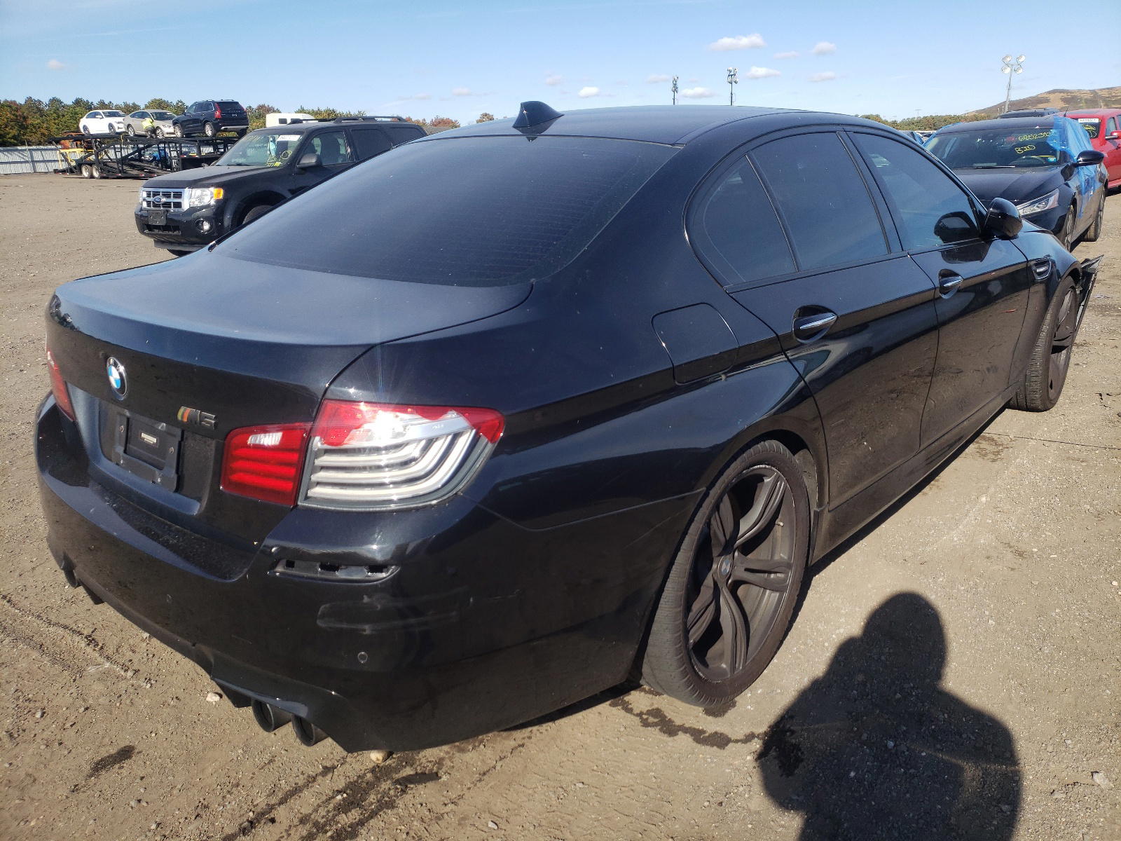 Photo 4 from auction – 2015 BMW M5 with VIN WBSFV9C55FD594635