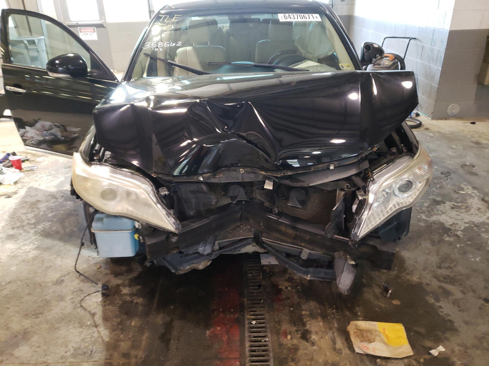 Photo 7 from auction – 2011 TOYOTA AVALON BAS with VIN 4T1BK3DB3BU400402