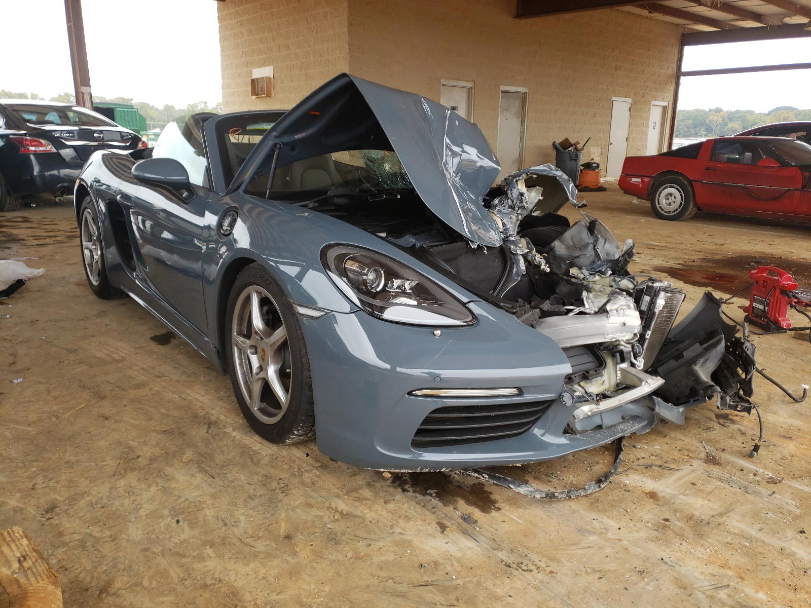 PORSCHE BOXSTER 2017 with VIN WP0CA2A86HS220852 - Photo from auction