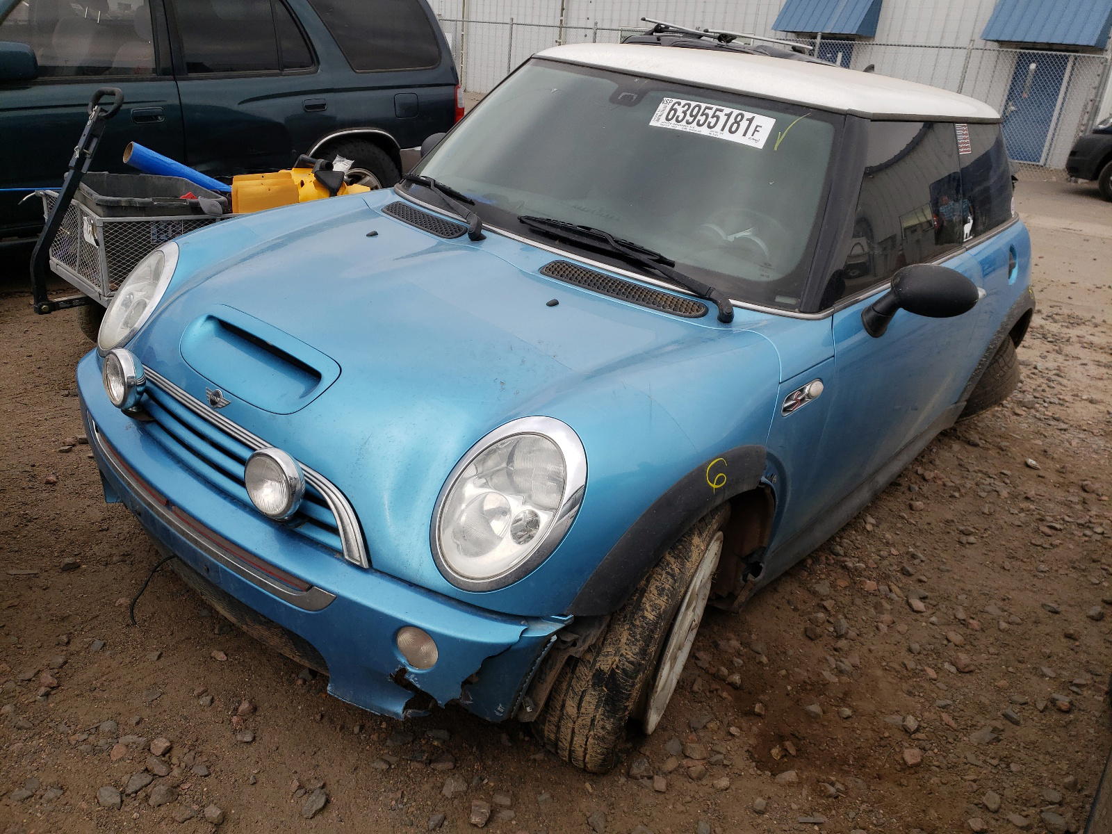Photo 2 from auction – 2003 MINI COOPER S with VIN WMWRE334X3TD73414