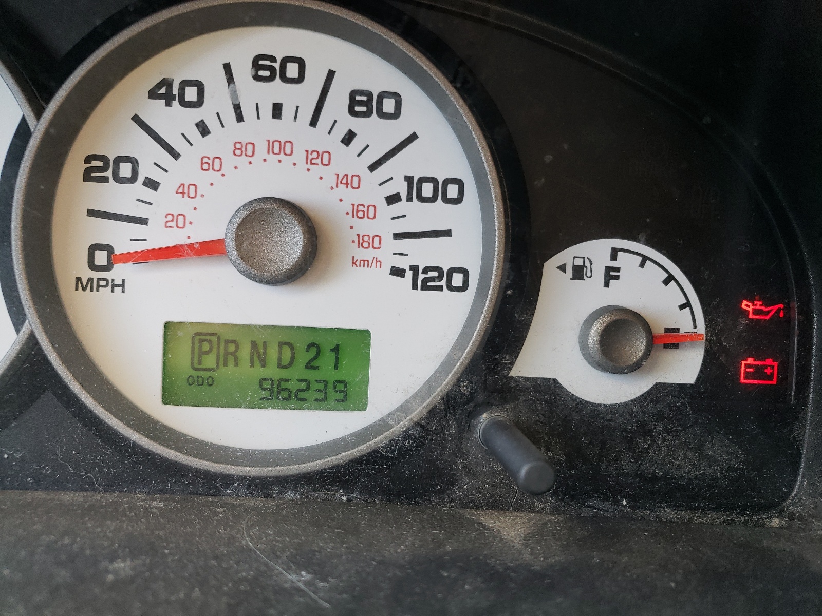 صورة رقم 8 من المزاد - 2007 FORD ESCAPE مع VIN 1FMCU93107KB68242