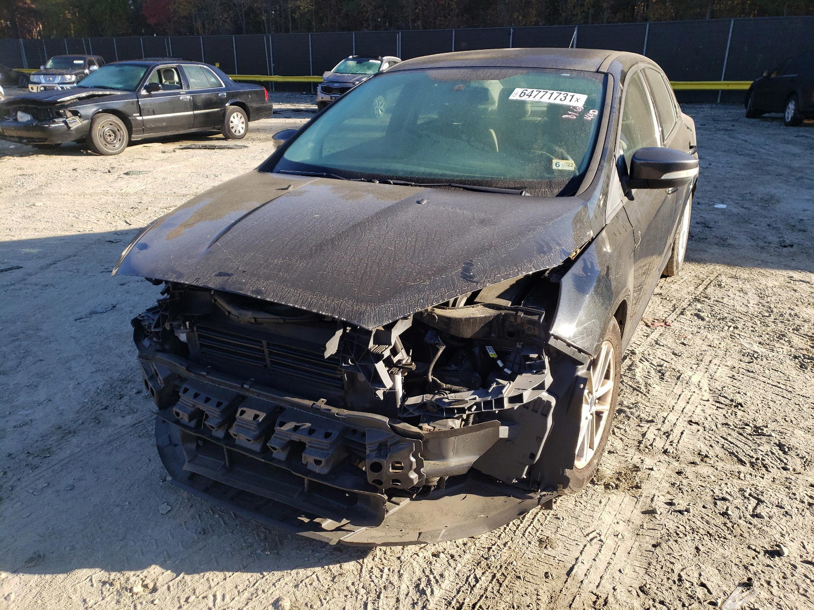 Photo 9 from auction – 2015 FORD FOCUS SE with VIN 1FADP3F22FL230174
