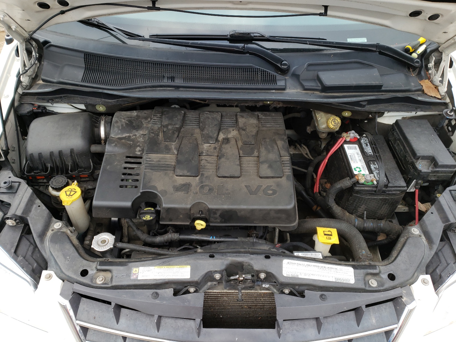 Photo 7 from auction – 2010 CHRYSLER TOWN & COU with VIN 2A4RR7DX4AR448398