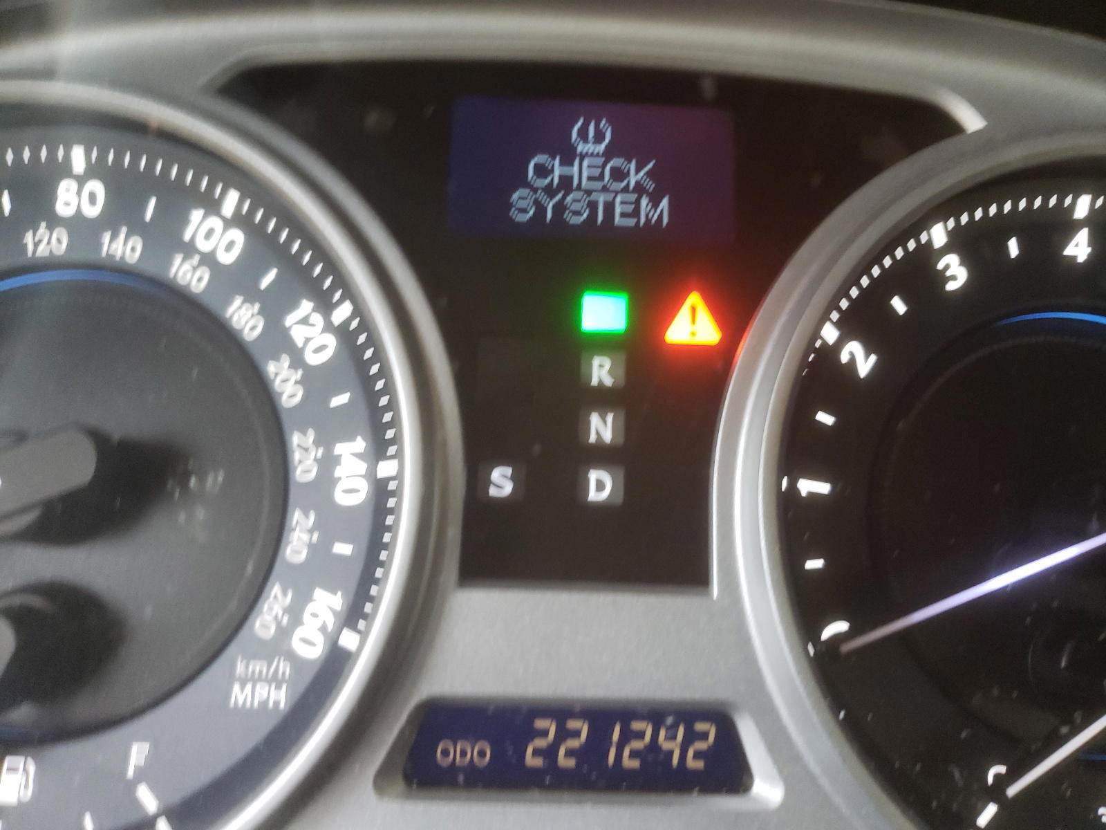 Photo 8 from auction – 2007 LEXUS IS 250 with VIN JTHBK262572042085