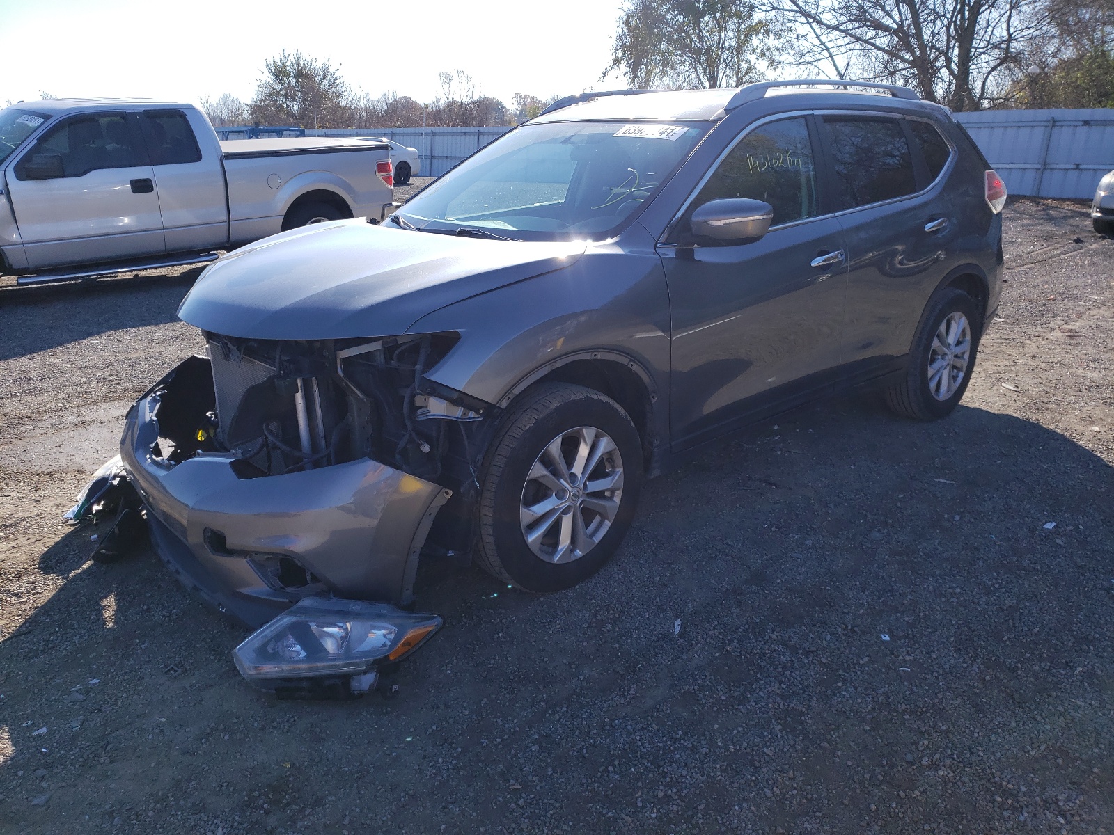 Photo 2 from auction – 2015 NISSAN ROGUE S with VIN 5N1AT2MT3FC905234