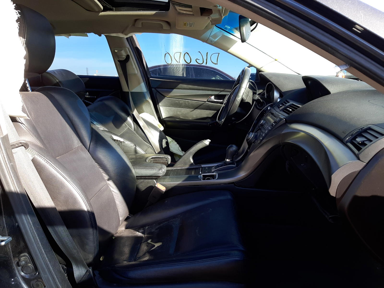 Photo 5 from auction – 2013 ACURA TL TECH with VIN 19UUA8F58DA005061
