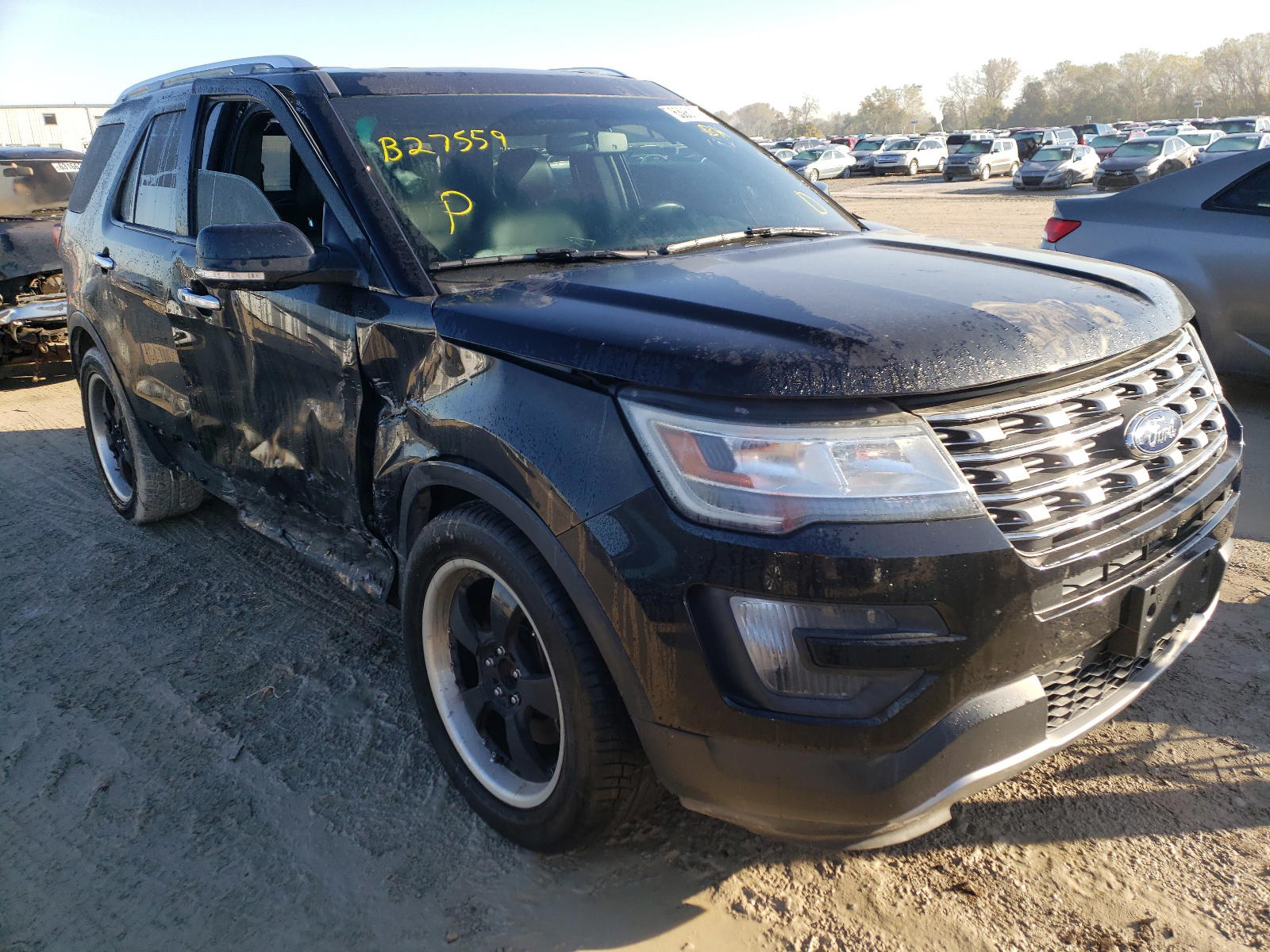 FORD EXPLORER L 2016 with VIN 1FM5K7F82GGB27559 - Photo from auction