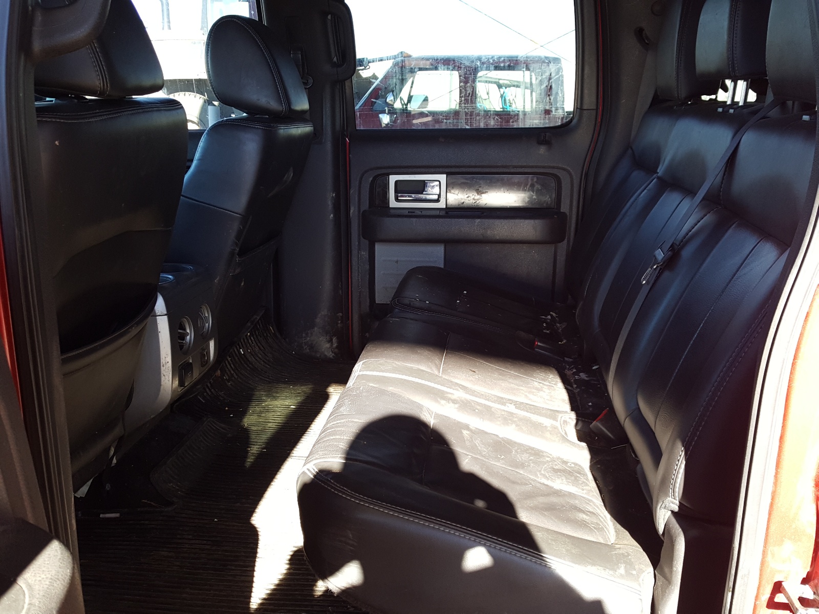 Photo 6 from auction – 2011 FORD F150 SUPER with VIN 1FTFW1ET8BKE18783