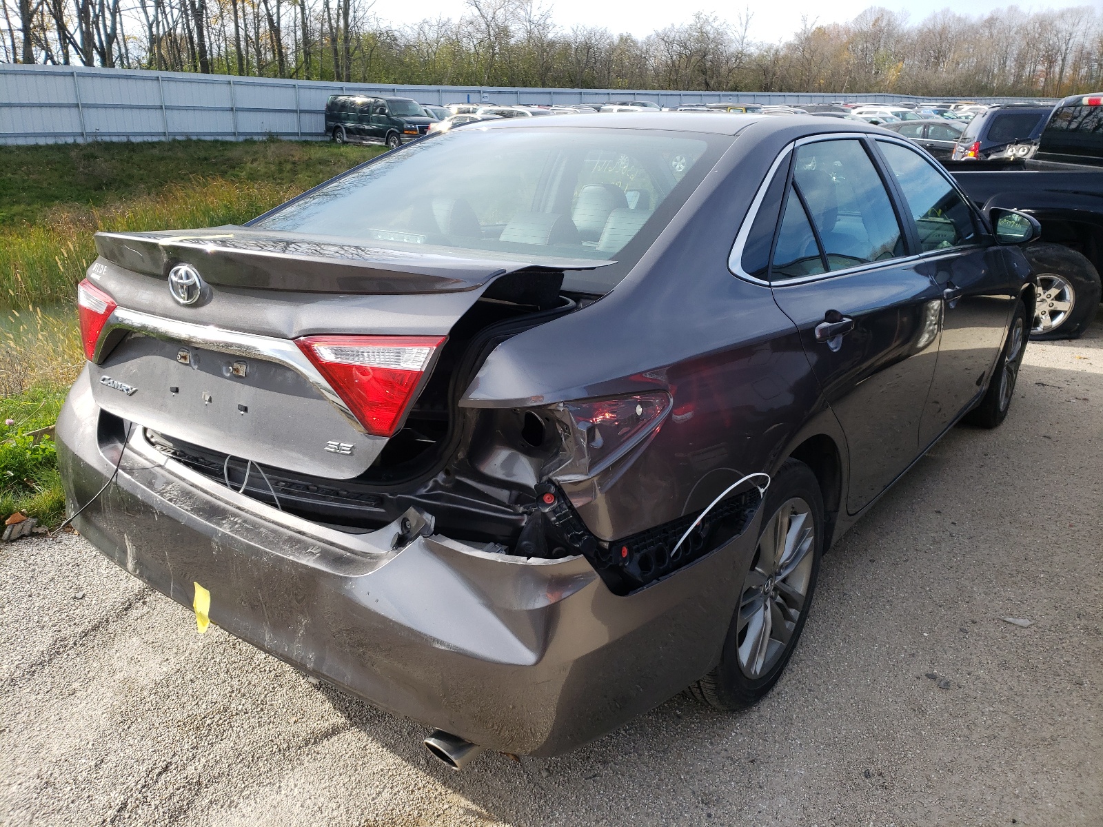 Photo 4 from auction – 2017 TOYOTA CAMRY LE with VIN 4T1BF1FK4HU417160