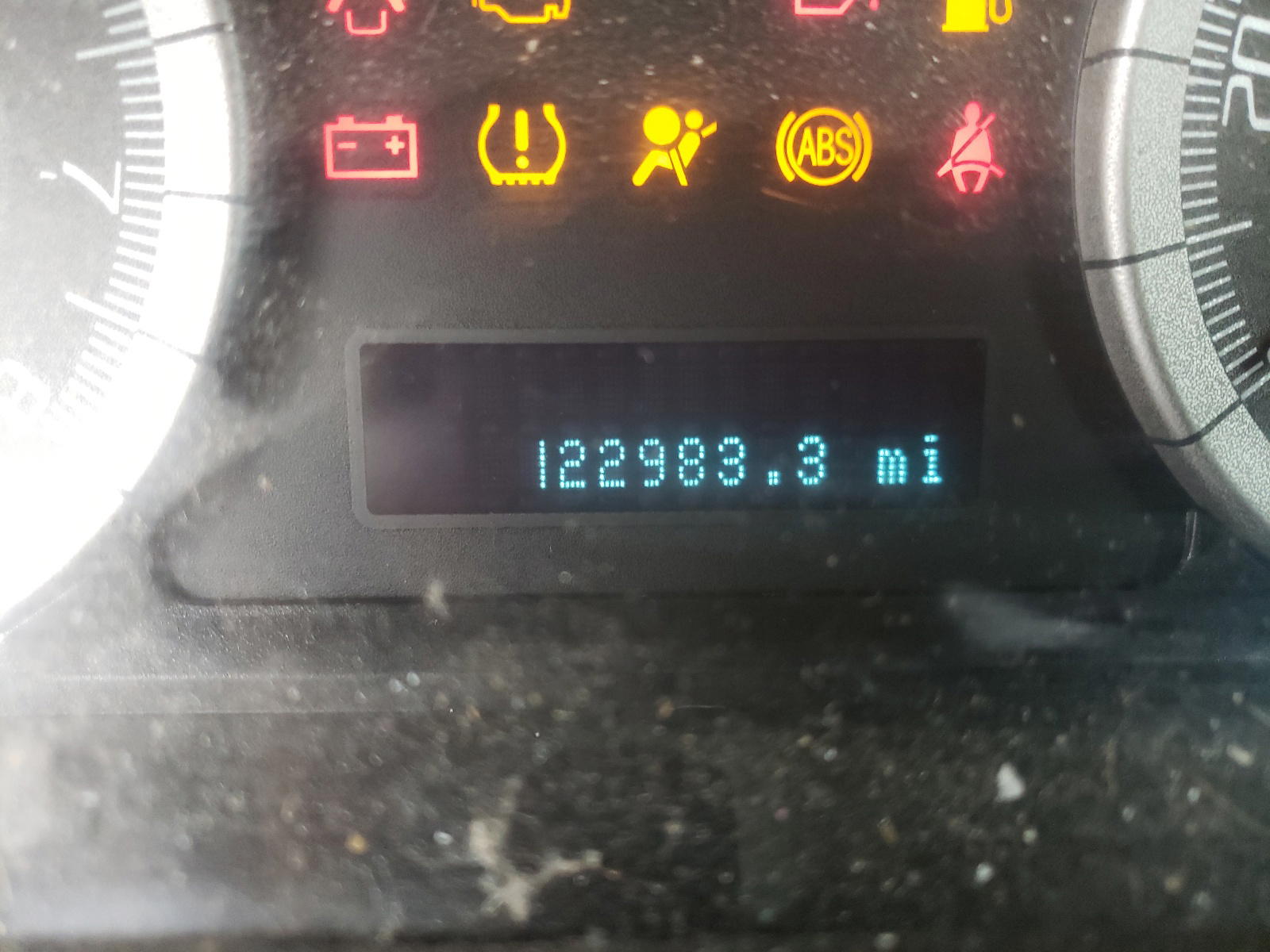 Photo 8 from auction – 2009 FORD ESCAPE LIM with VIN 1FMCU04G09KD03544