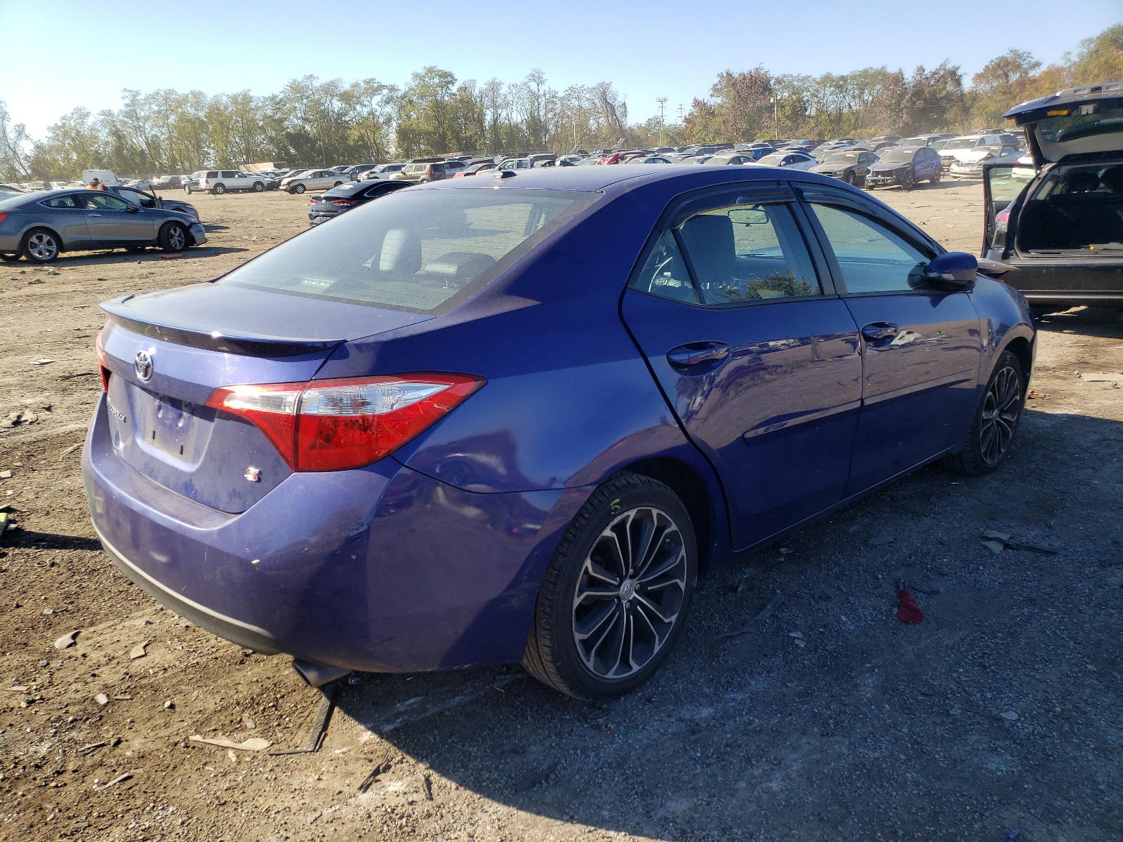 Photo 4 from auction – 2015 TOYOTA COROLLA L with VIN 2T1BURHE2FC259587