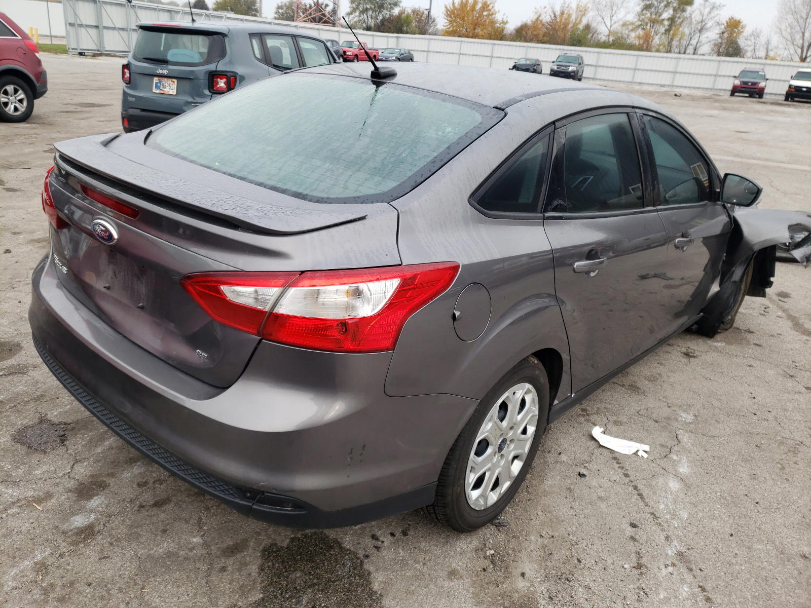 Photo 4 from auction – 2012 FORD FOCUS SE with VIN 1FAHP3F22CL187162