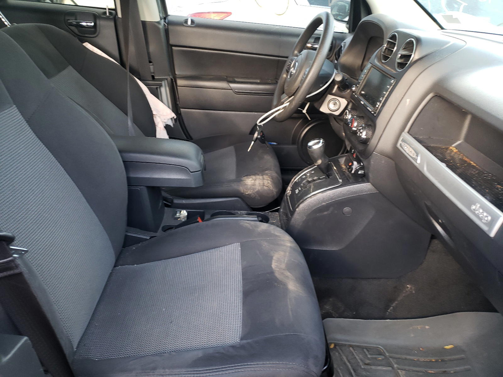 Photo 5 from auction – 2016 JEEP COMPASS SP with VIN 1C4NJDBB9GD511461