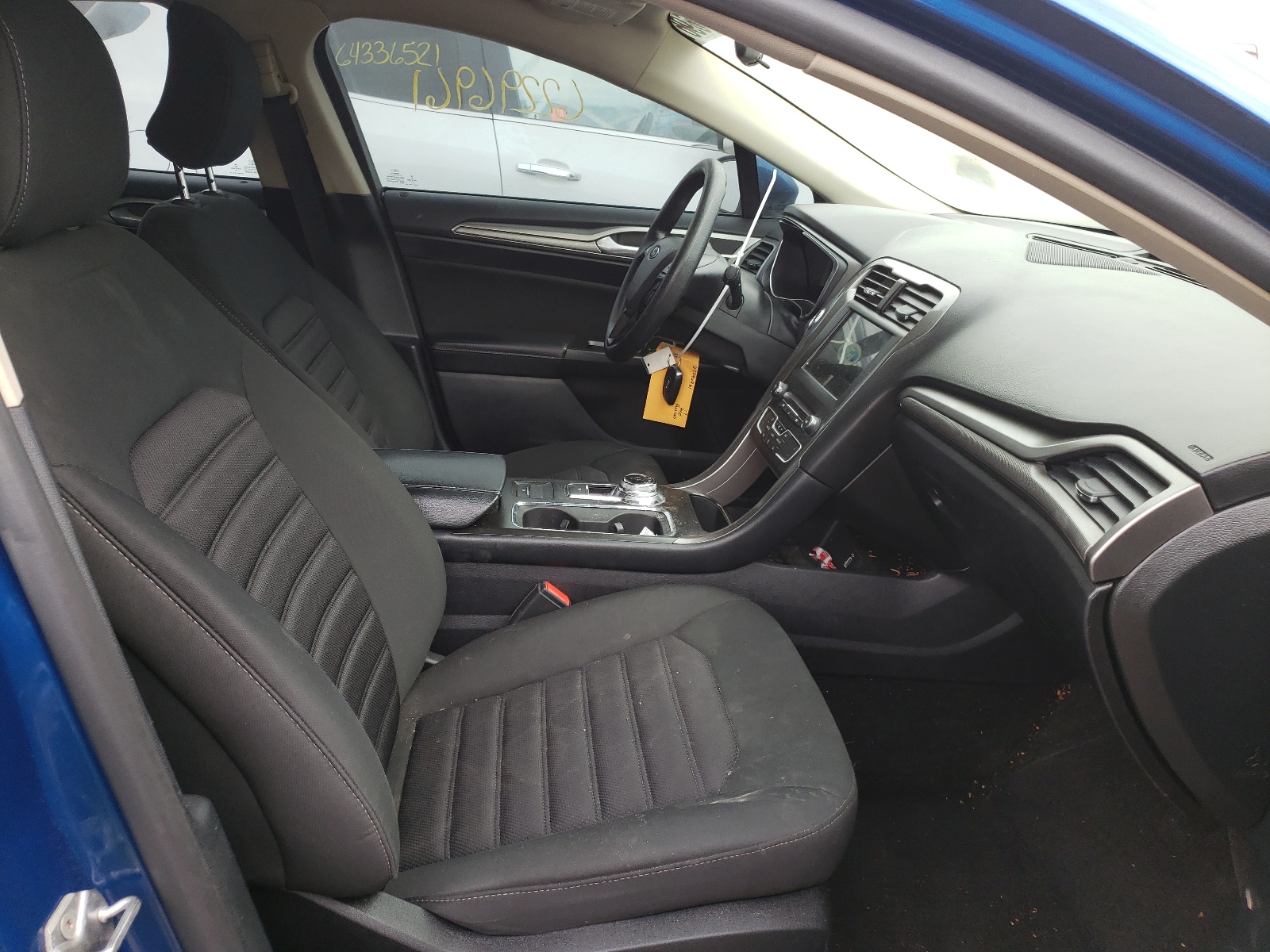 Photo 5 from auction – 2017 FORD FUSION SE with VIN 3FA6P0H74HR411765