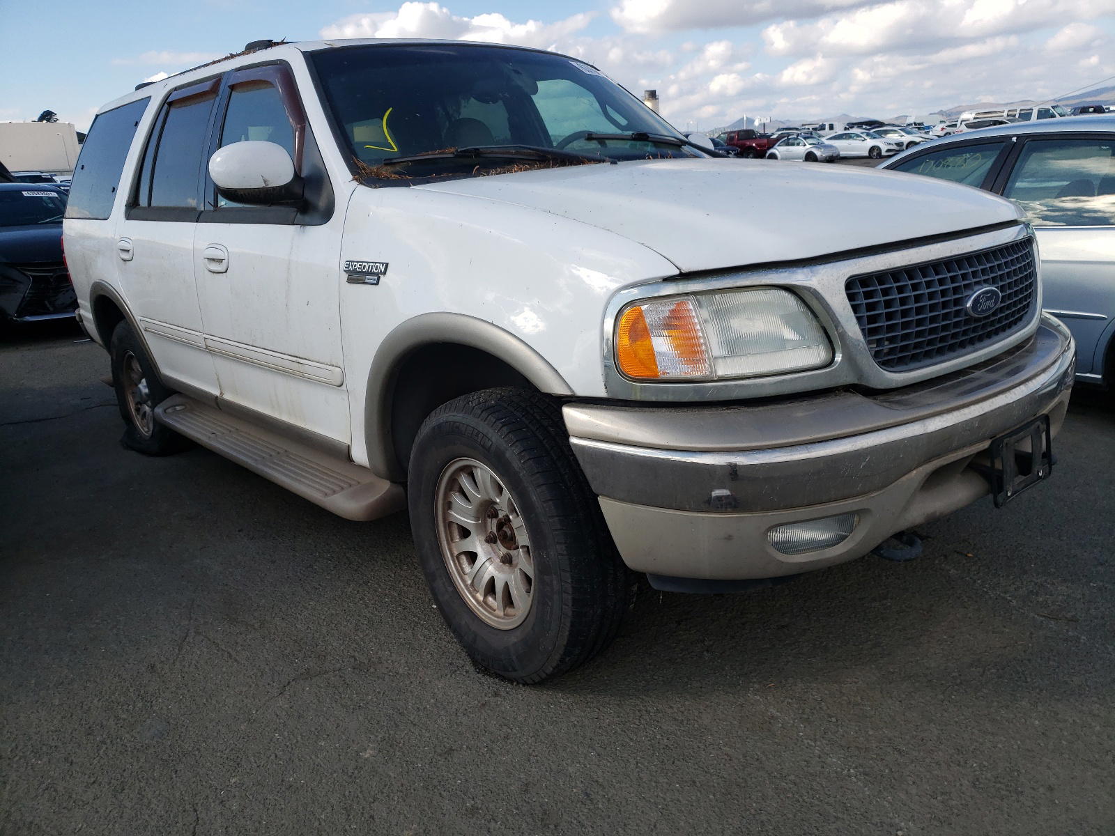 Photo 9 from auction – 2002 FORD EXPEDITION with VIN 1FMPU18L62LA11041