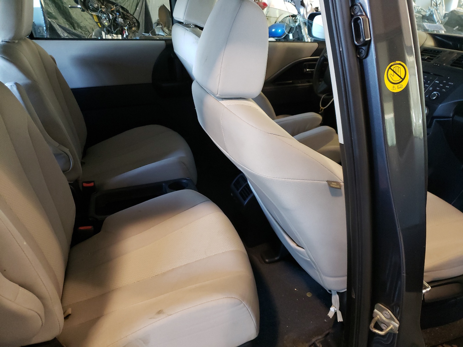 Photo 6 from auction – 2015 MAZDA 5 SPORT with VIN JM1CW2BL0F0181737