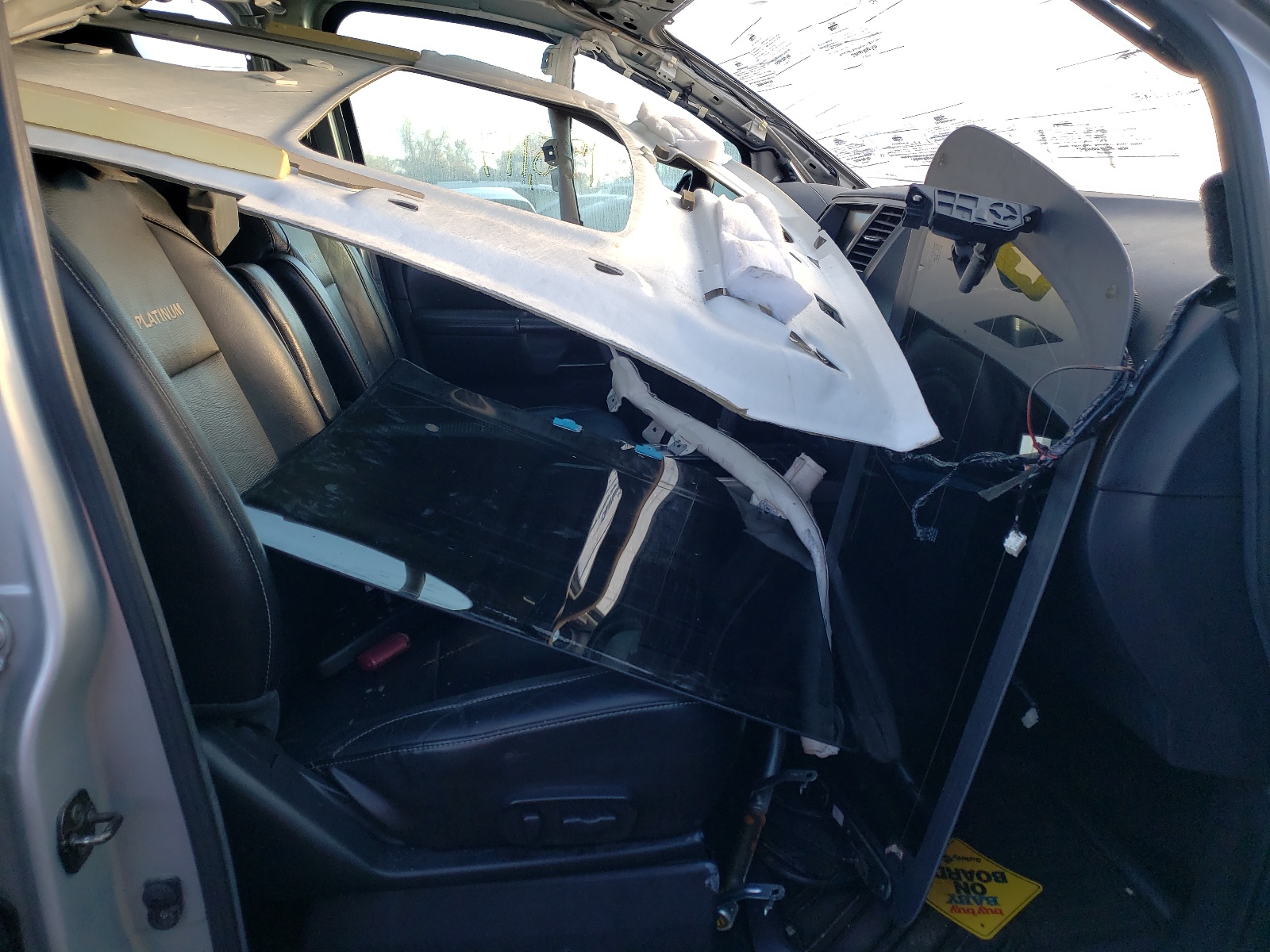 Photo 5 from auction – 2011 NISSAN ARMADA SV with VIN 5N1AA0NC2BN601707