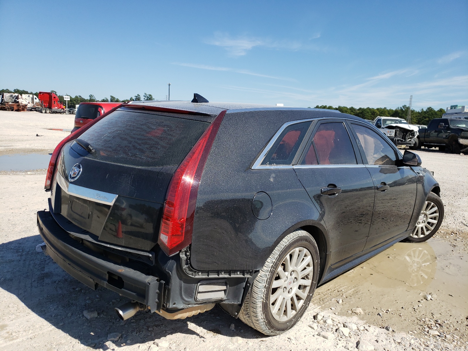 Photo 4 from auction – 2012 CADILLAC CTS LUXURY with VIN 1G6DE8E55C0113312